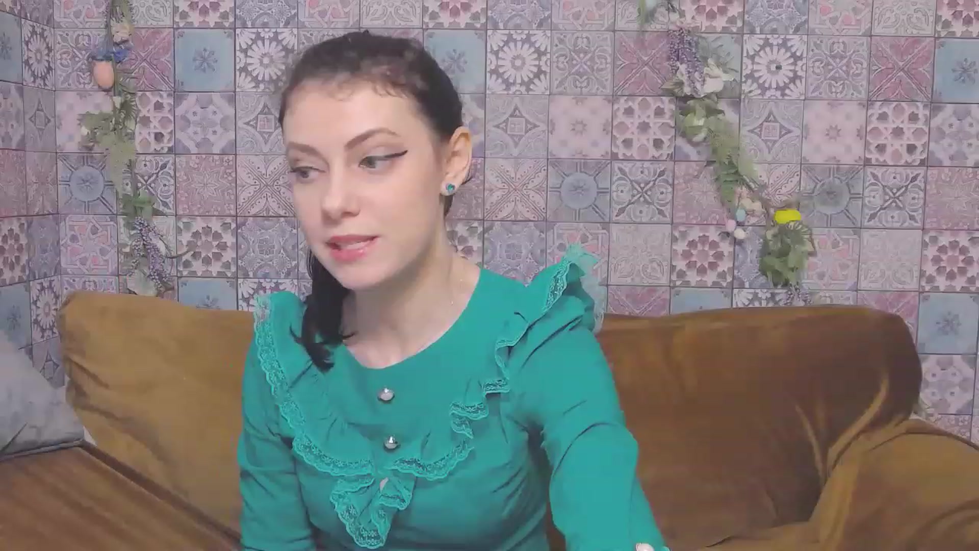 Gallery image thumbnail from MissAracely's myfreecams stream on, 05/17/2023, 18:08 image 4 of 20
