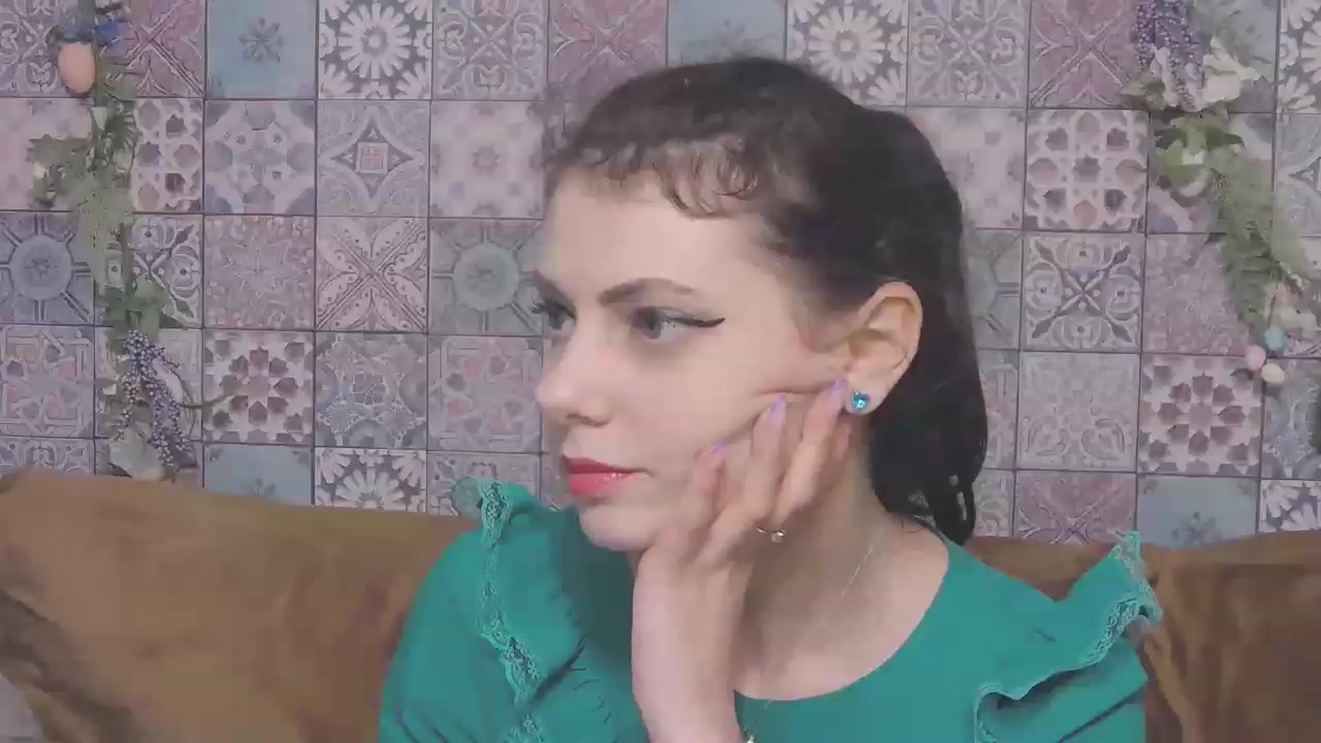 Gallery image thumbnail from MissAracely's myfreecams stream on, 05/17/2023, 19:20 image 6 of 20