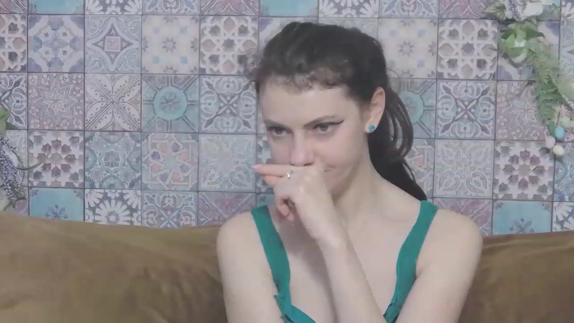 Gallery image thumbnail from MissAracely's myfreecams stream on, 05/17/2023, 23:23 image 12 of 20