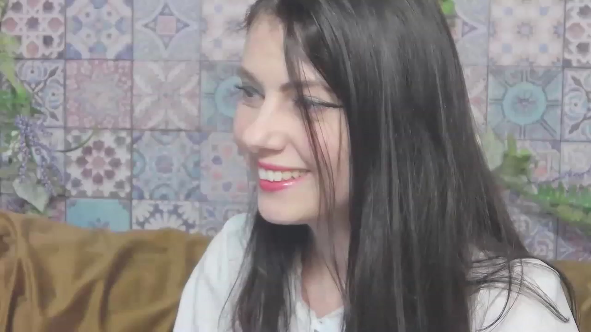 Gallery image thumbnail from MissAracely's myfreecams stream on, 05/19/2023, 18:01 image 7 of 20