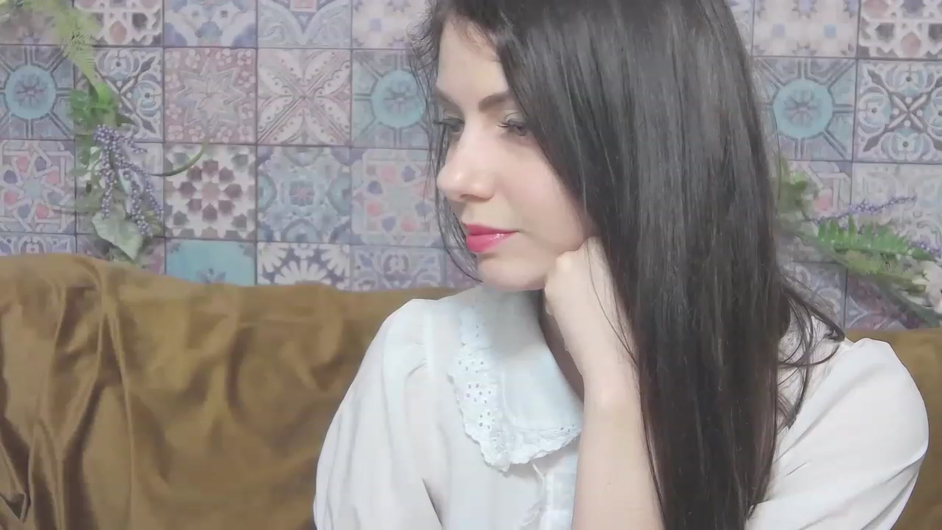 Gallery image thumbnail from MissAracely's myfreecams stream on, 05/19/2023, 20:20 image 3 of 20
