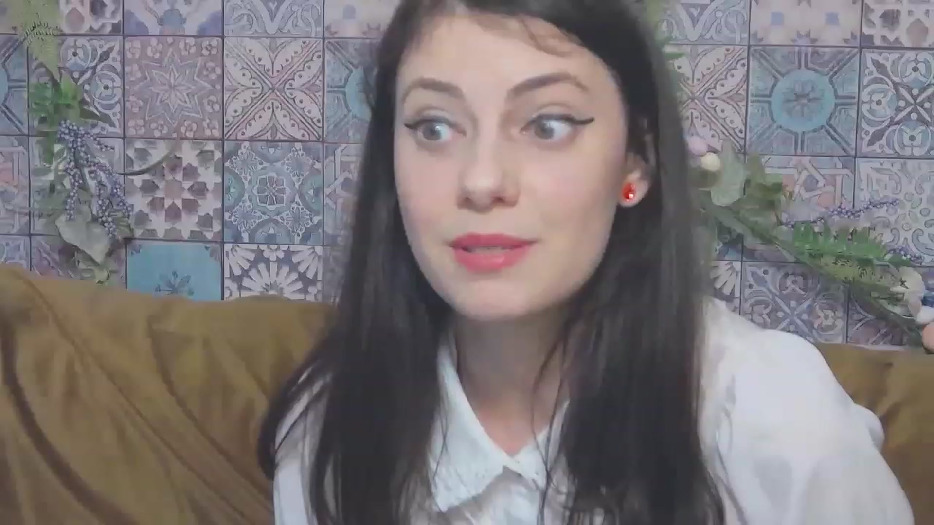Gallery image thumbnail from MissAracely's myfreecams stream on, 05/19/2023, 20:20 image 17 of 20