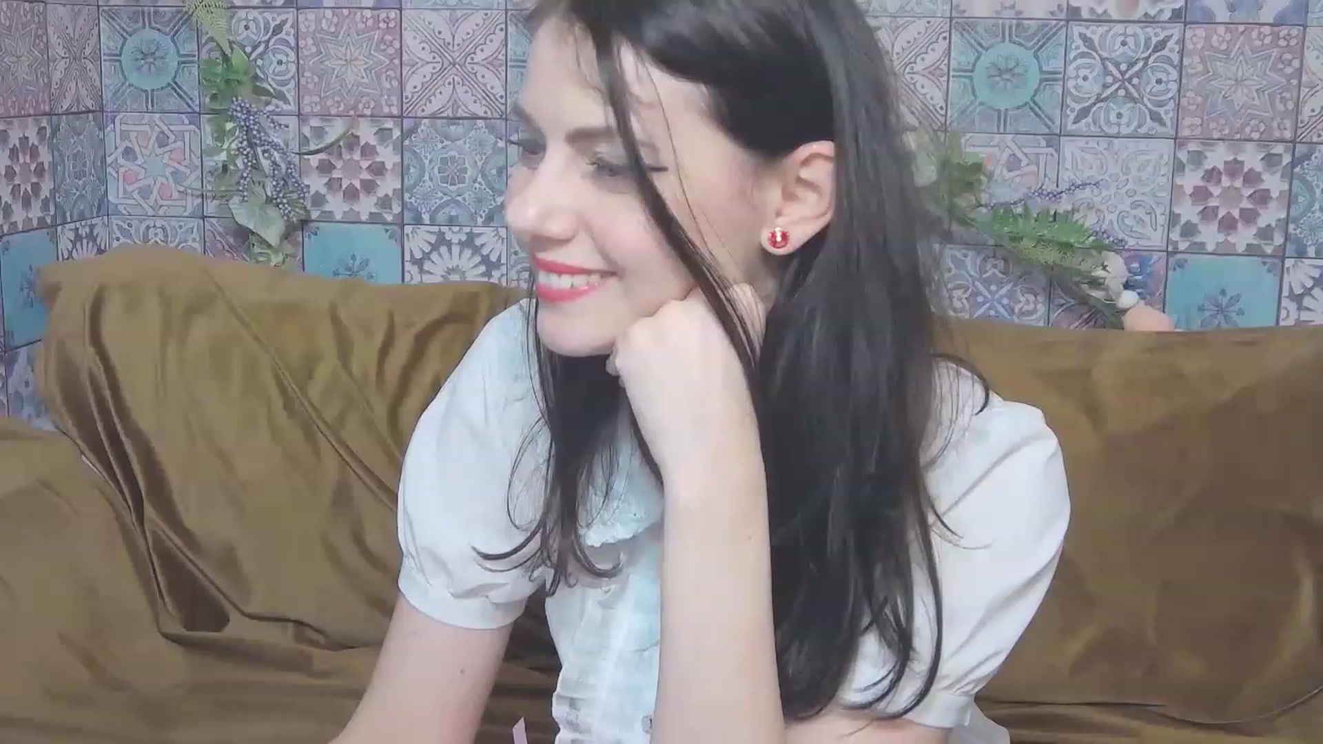 Gallery image thumbnail from MissAracely's myfreecams stream on, 05/19/2023, 22:47 image 6 of 20