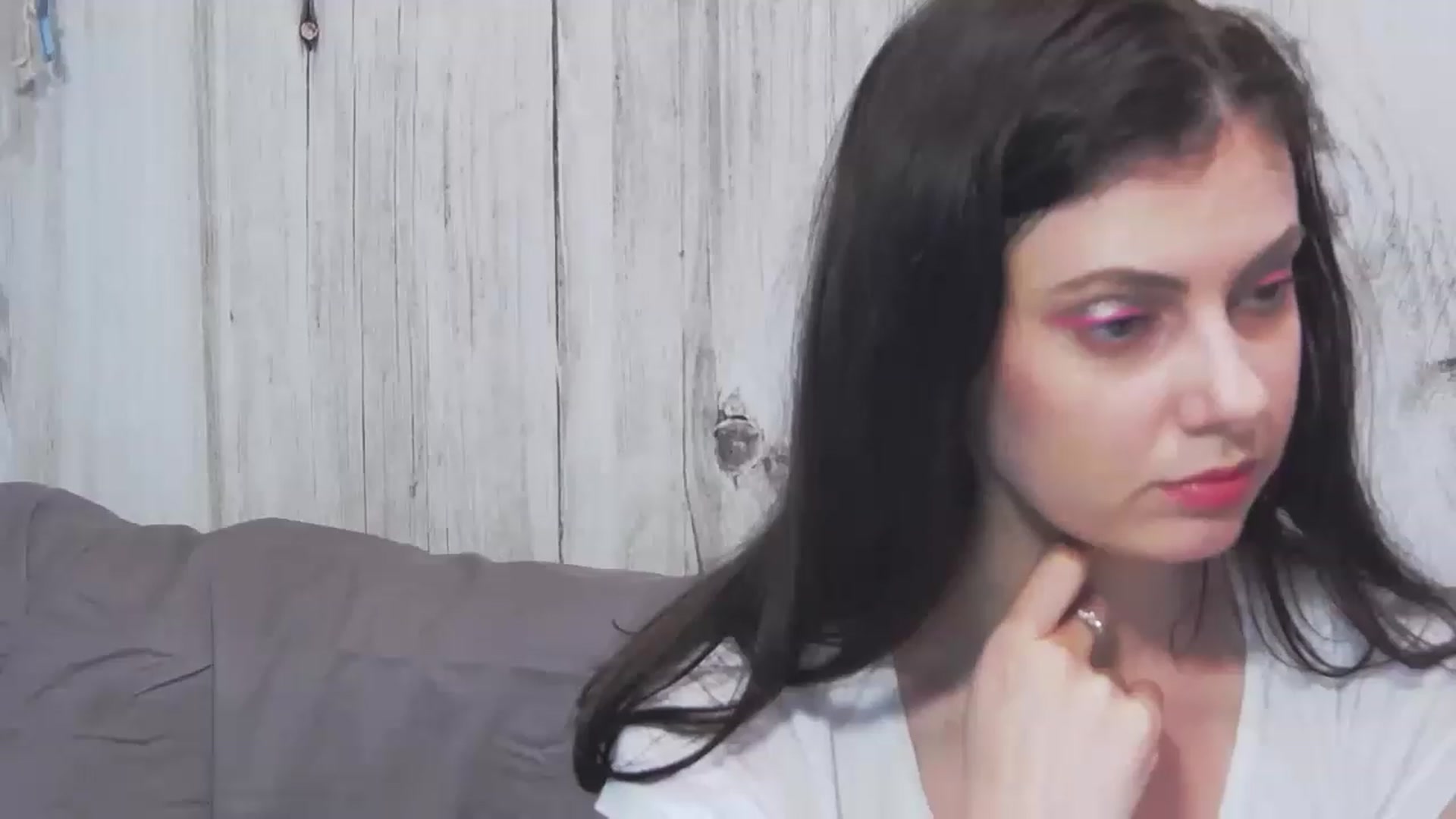 Gallery image thumbnail from MissAracely's myfreecams stream on, 05/20/2023, 19:04 image 19 of 20