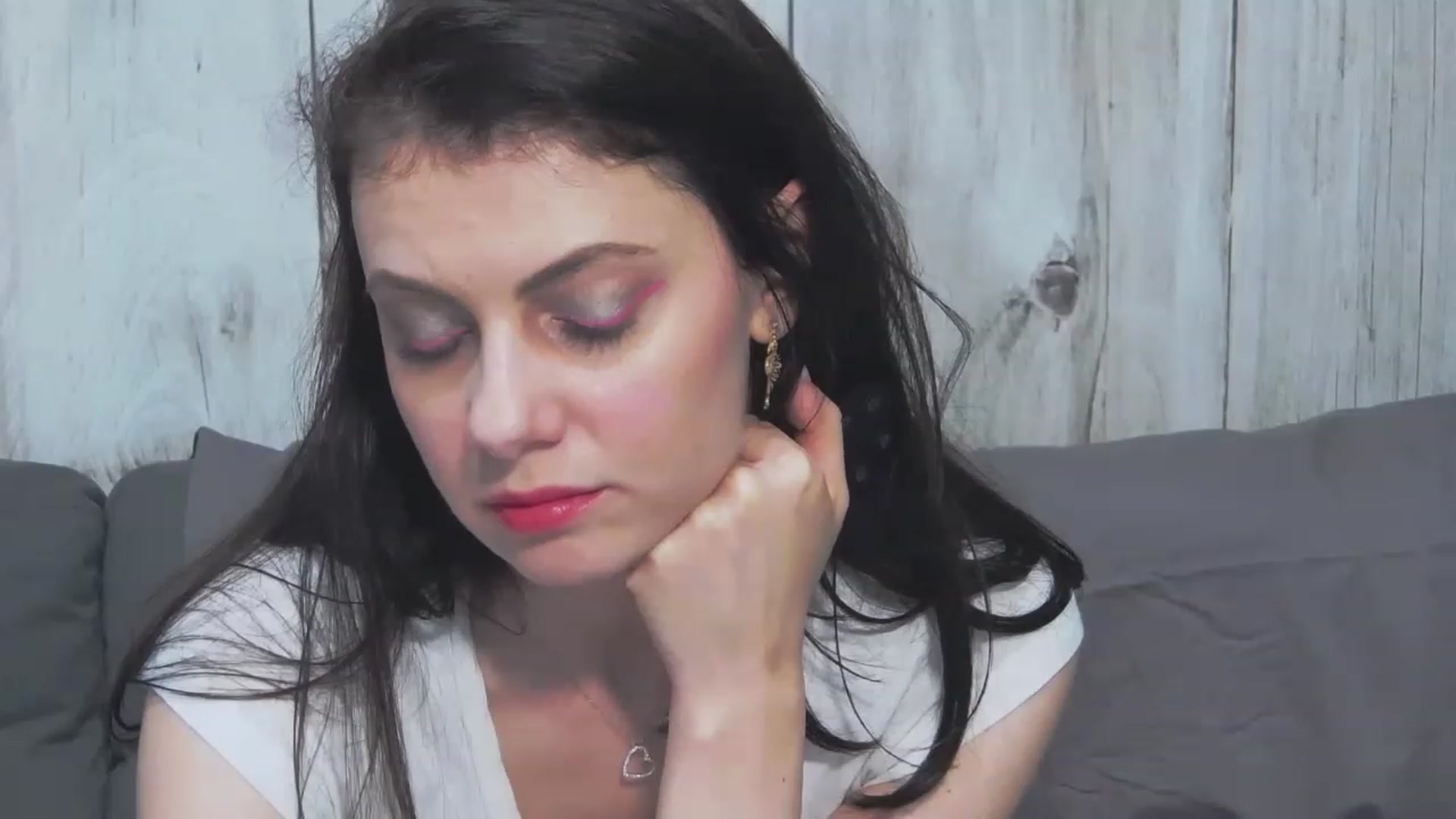 Gallery image thumbnail from MissAracely's myfreecams stream on, 05/20/2023, 21:24 image 13 of 20