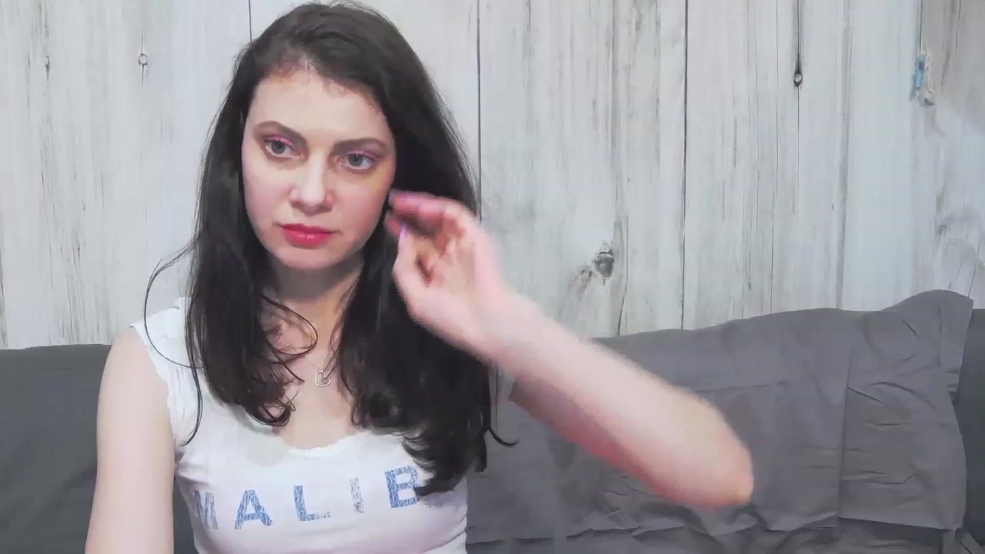 Gallery image thumbnail from MissAracely's myfreecams stream on, 05/20/2023, 21:24 image 7 of 20