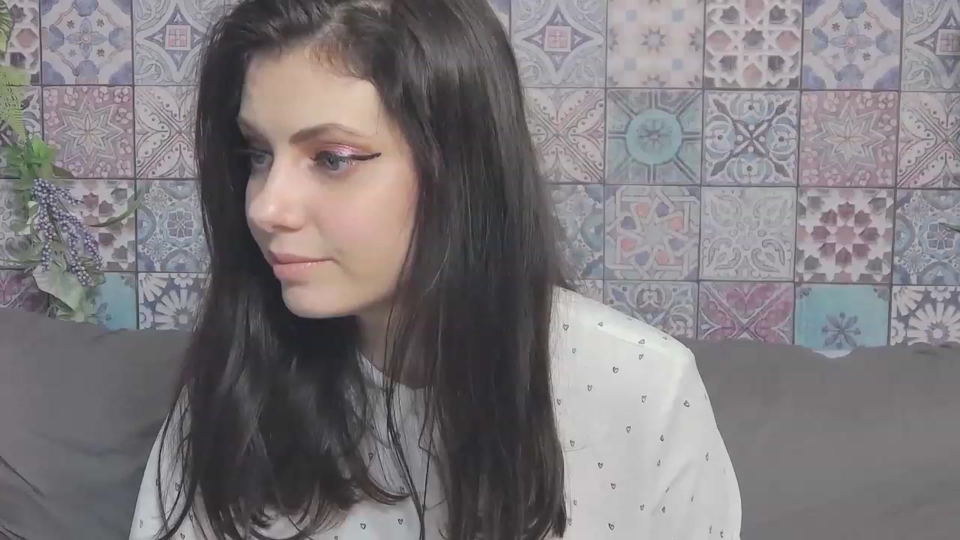 Gallery image thumbnail from MissAracely's myfreecams stream on, 05/21/2023, 20:34 image 5 of 20