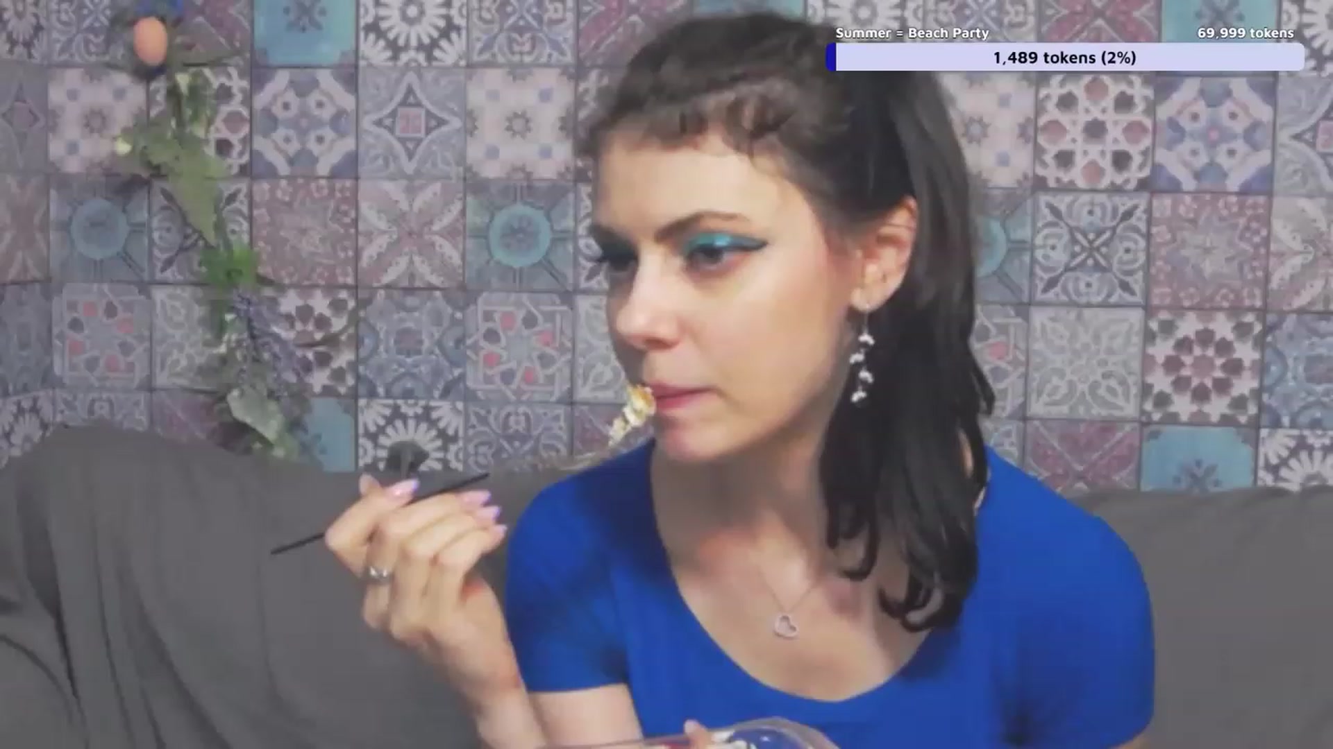 Gallery image thumbnail from MissAracely's myfreecams stream on, 05/23/2023, 21:03 image 1 of 20