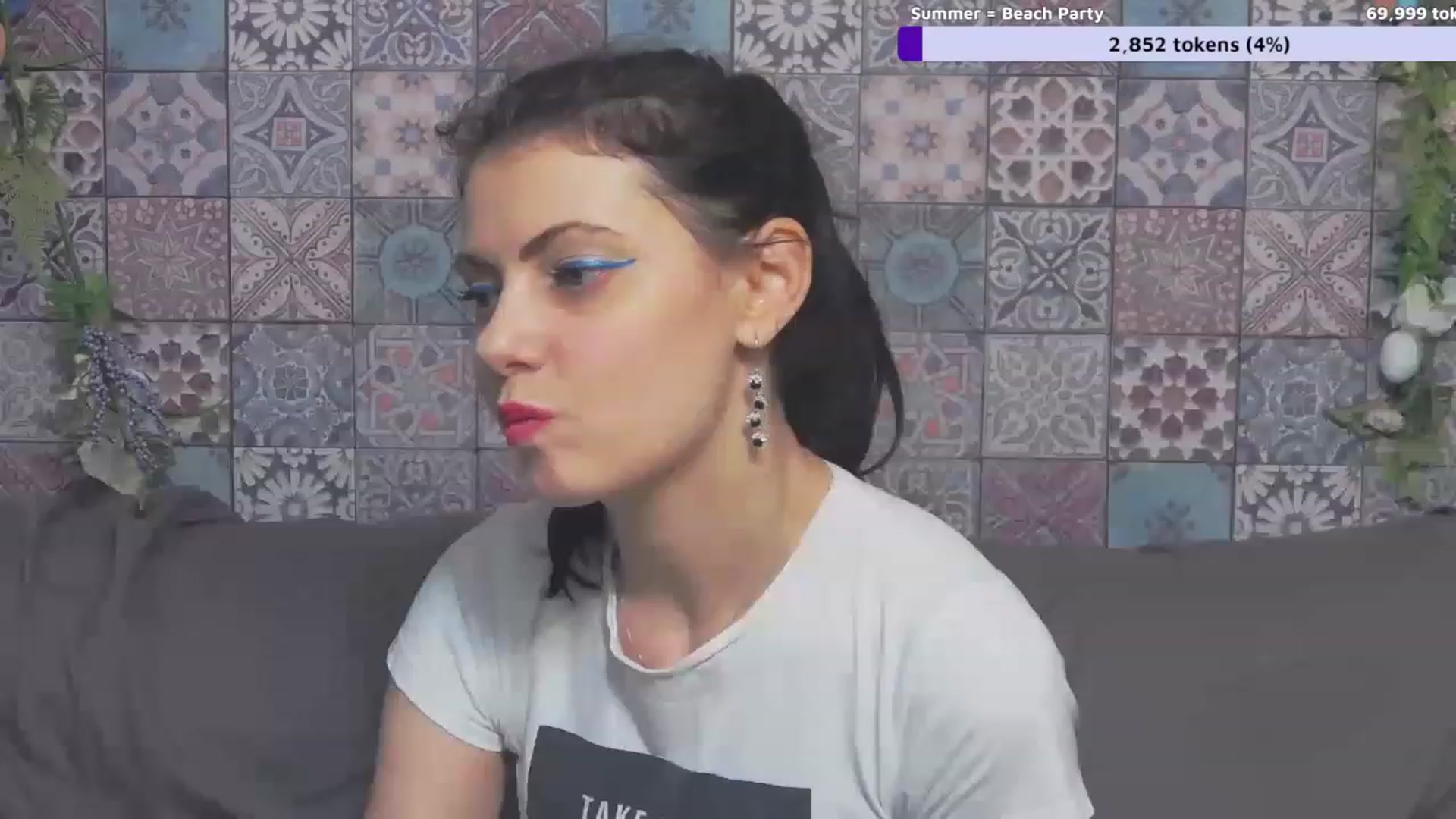 Gallery image thumbnail from MissAracely's myfreecams stream on, 05/24/2023, 18:25 image 4 of 20