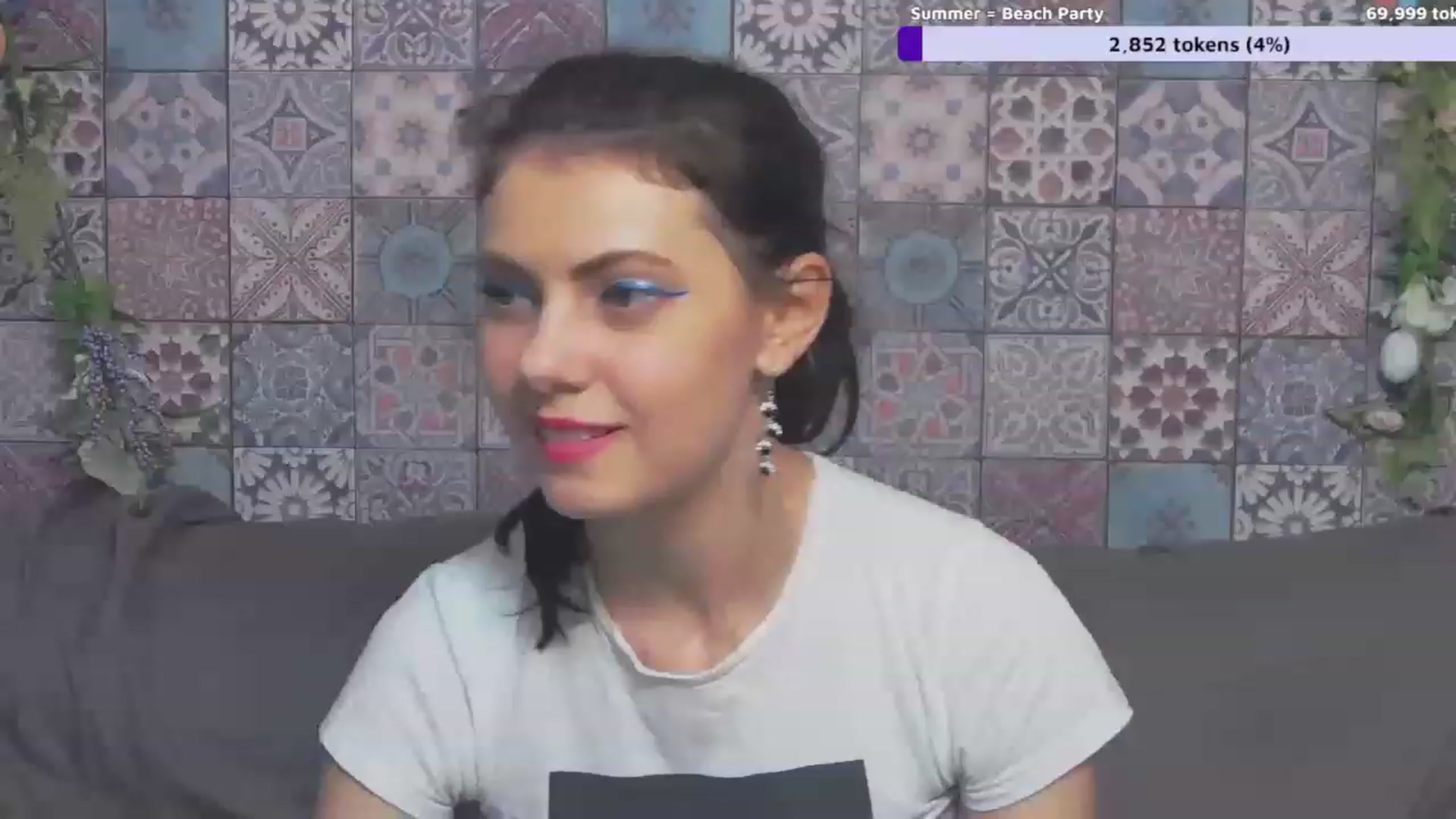 Gallery image thumbnail from MissAracely's myfreecams stream on, 05/24/2023, 18:25 image 5 of 20