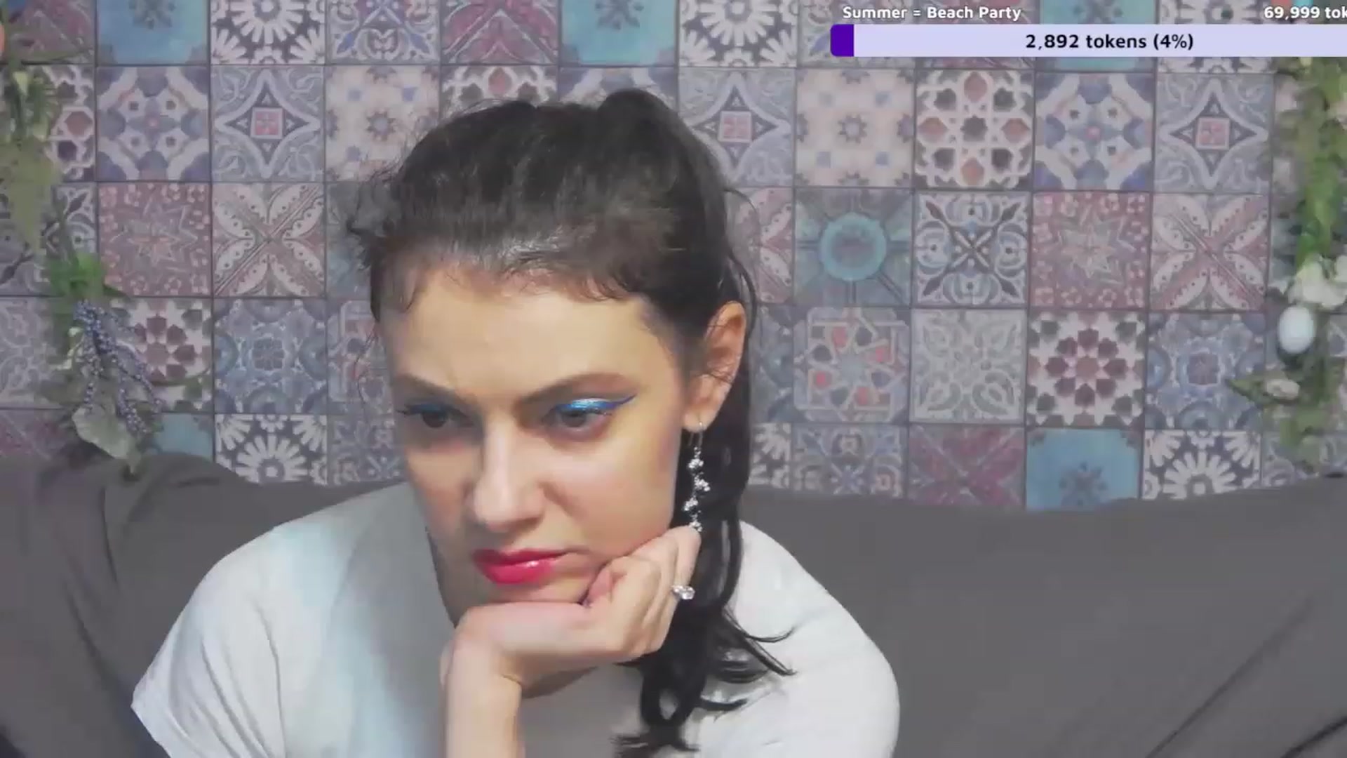 Gallery image thumbnail from MissAracely's myfreecams stream on, 05/24/2023, 18:25 image 17 of 20