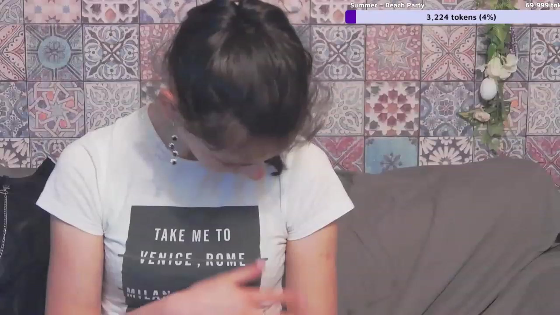 Gallery image thumbnail from MissAracely's myfreecams stream on, 05/24/2023, 22:28 image 10 of 20