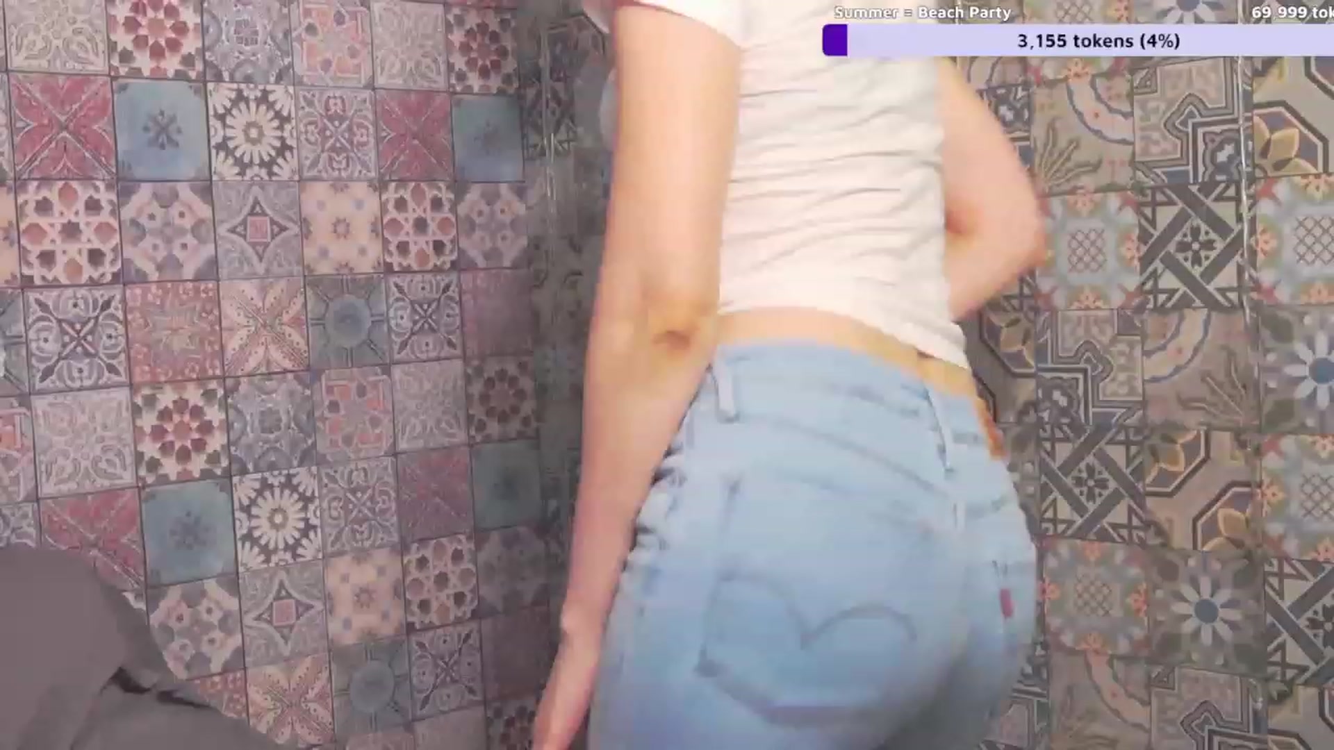Gallery image thumbnail from MissAracely's myfreecams stream on, 05/24/2023, 22:28 image 1 of 20