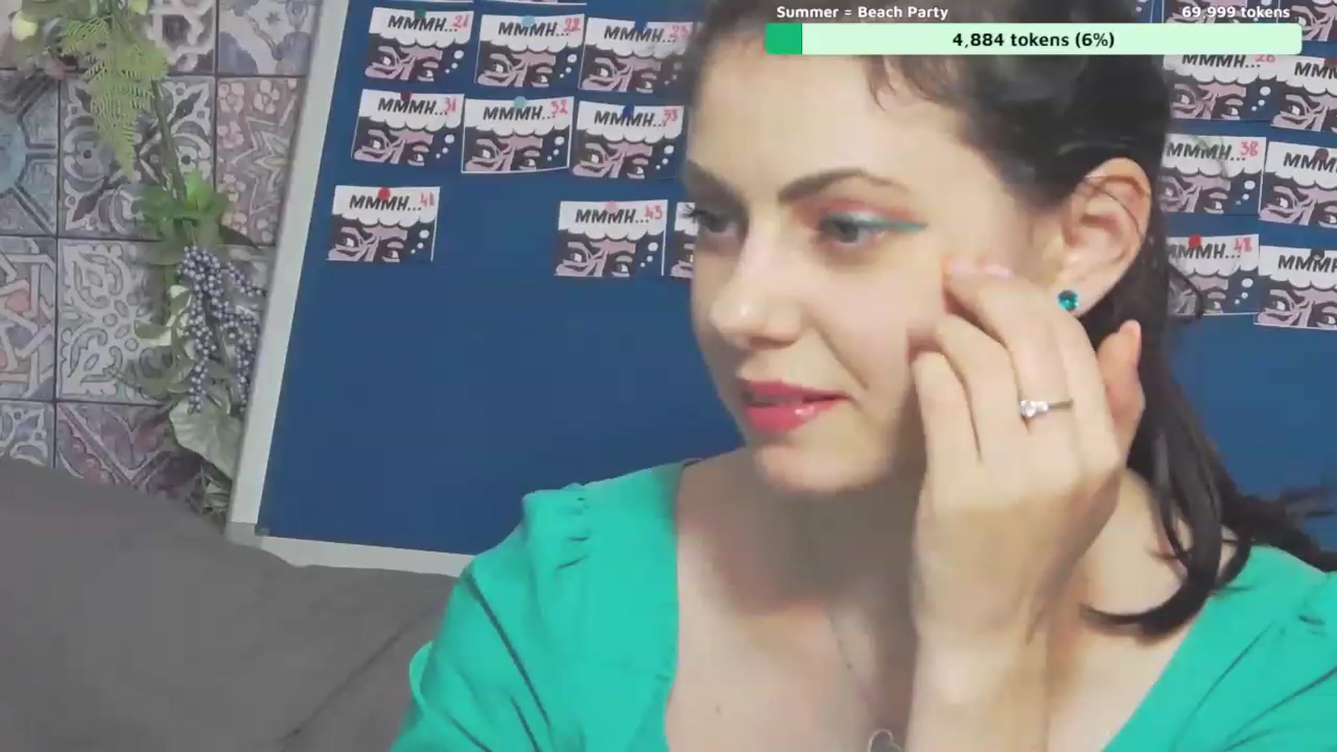 Gallery image thumbnail from MissAracely's myfreecams stream on, 05/25/2023, 19:44 image 10 of 20