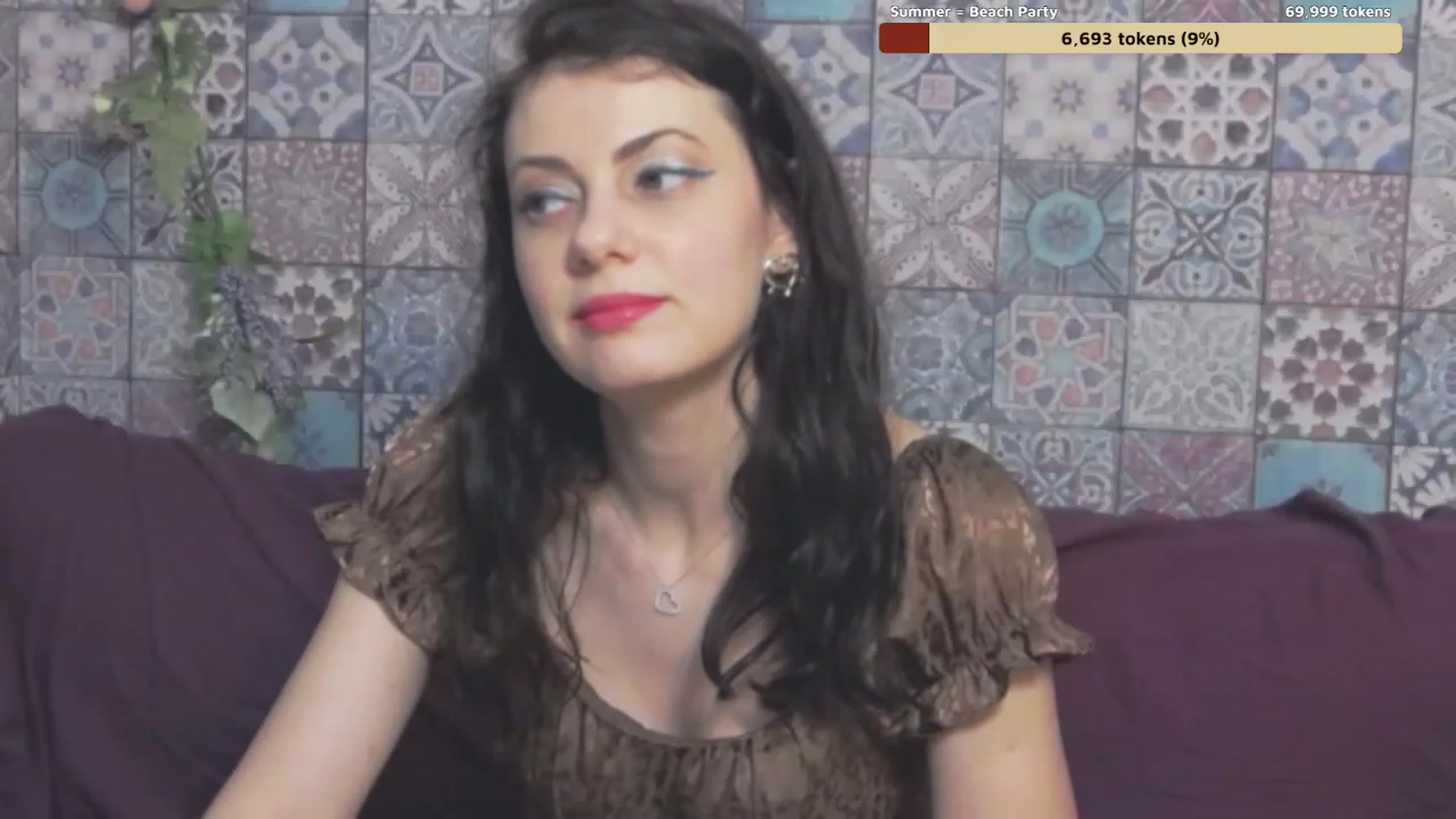 Gallery image thumbnail from MissAracely's myfreecams stream on, 05/27/2023, 20:22 image 10 of 20