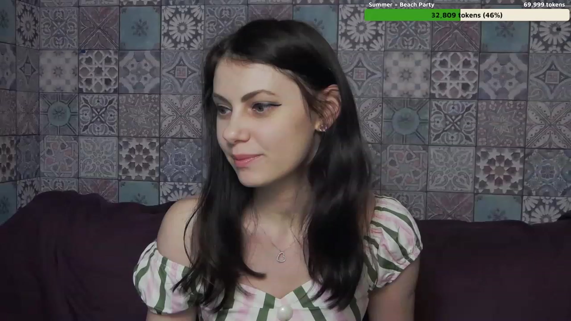 Gallery image thumbnail from MissAracely's myfreecams stream on, 06/05/2023, 19:27 image 4 of 20