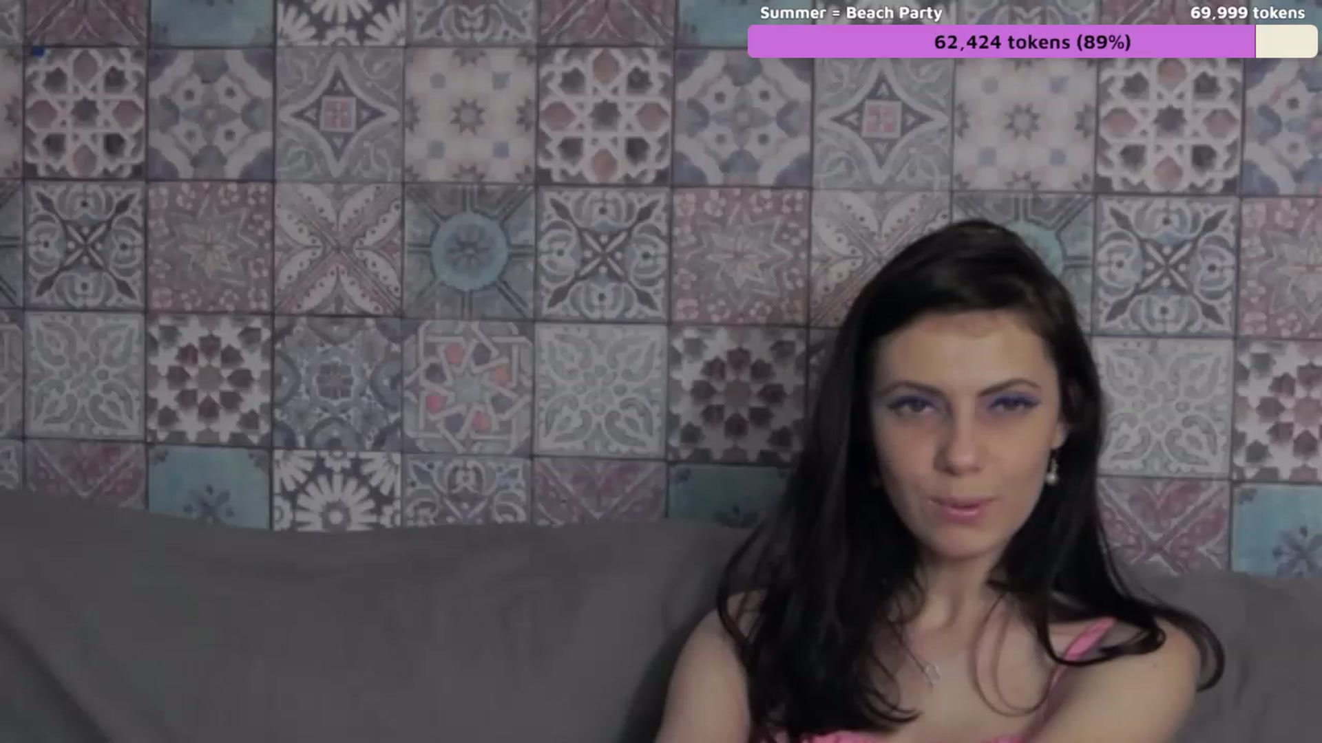 Gallery image thumbnail from MissAracely's myfreecams stream on, 06/09/2023, 21:24 image 5 of 20