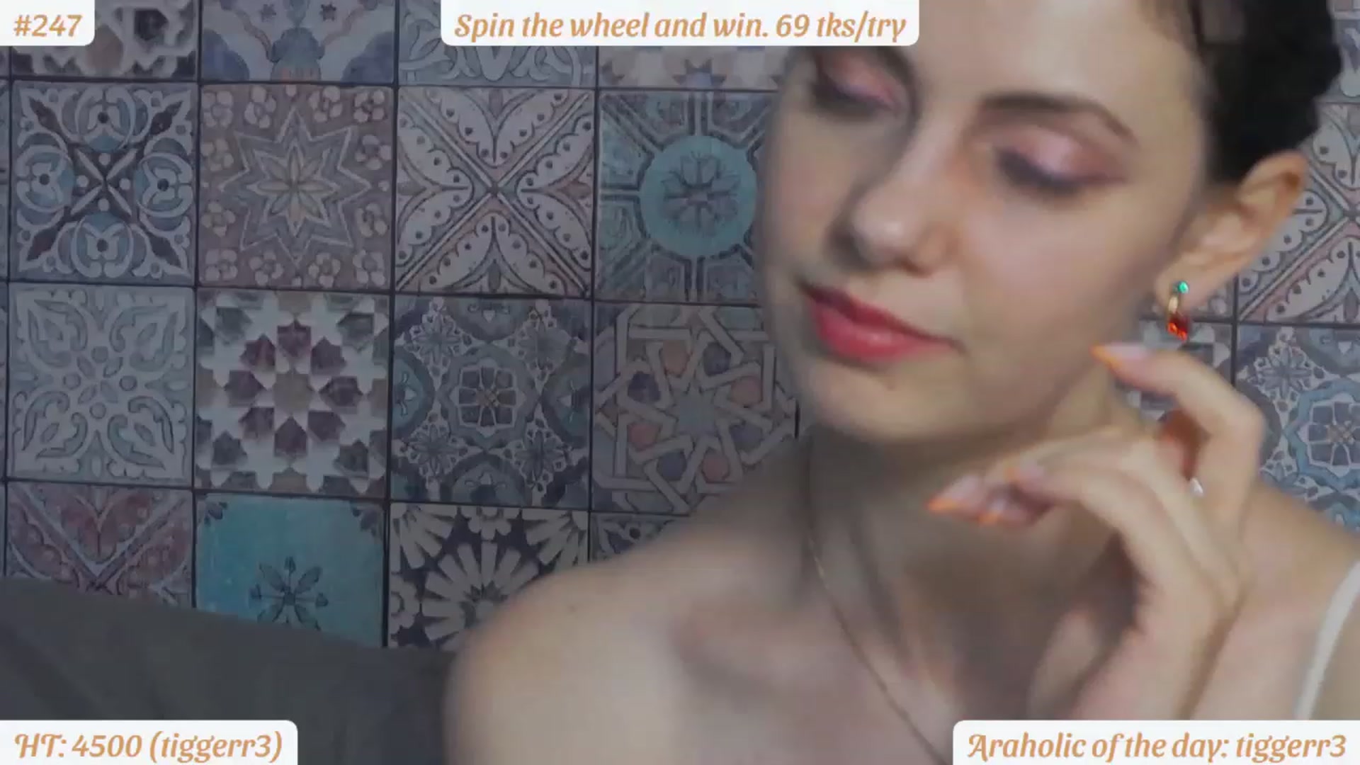 Gallery image thumbnail from MissAracely's myfreecams stream on, 06/11/2023, 02:42 image 17 of 20