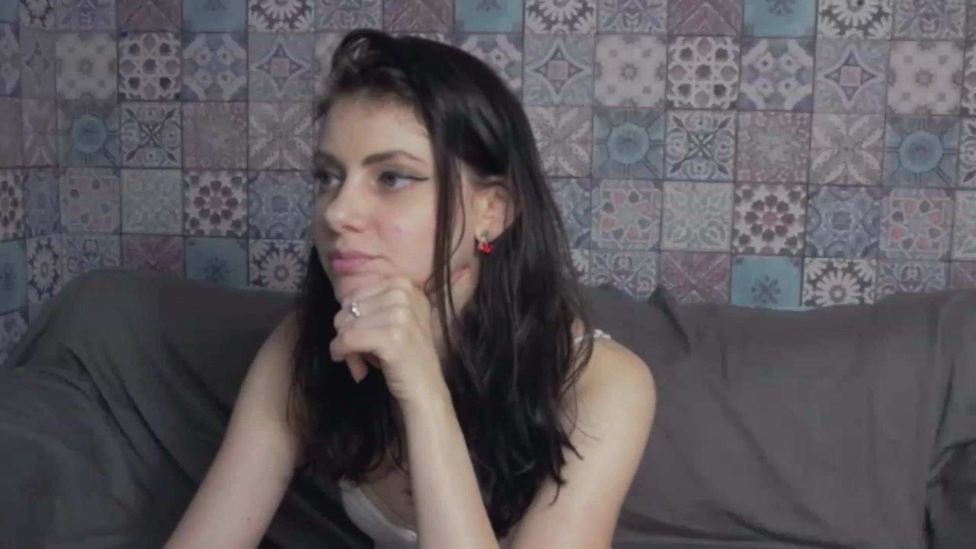 Gallery image thumbnail from MissAracely's myfreecams stream on, 06/12/2023, 01:32 image 5 of 20