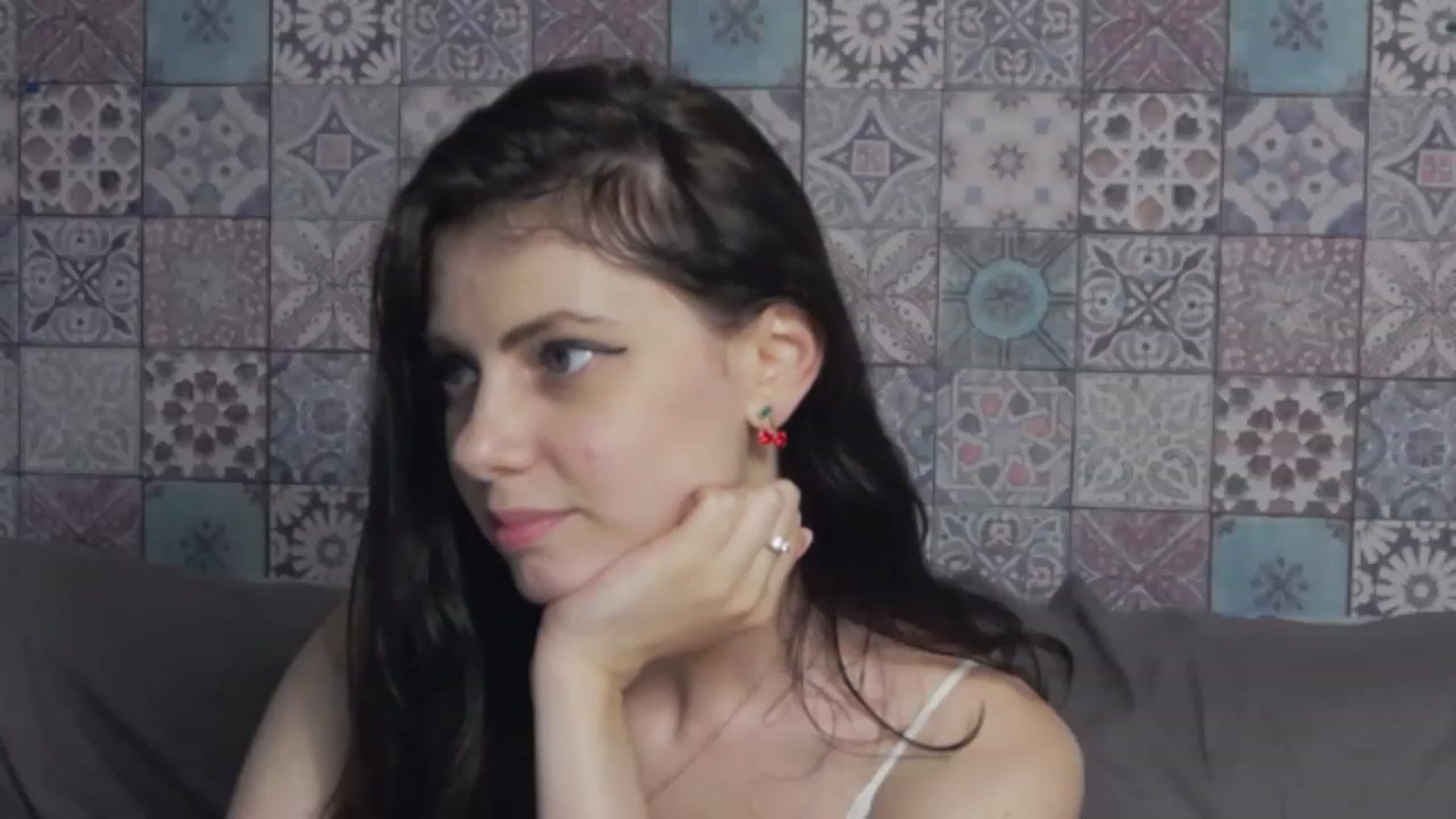 Gallery image thumbnail from MissAracely's myfreecams stream on, 06/12/2023, 01:32 image 3 of 20