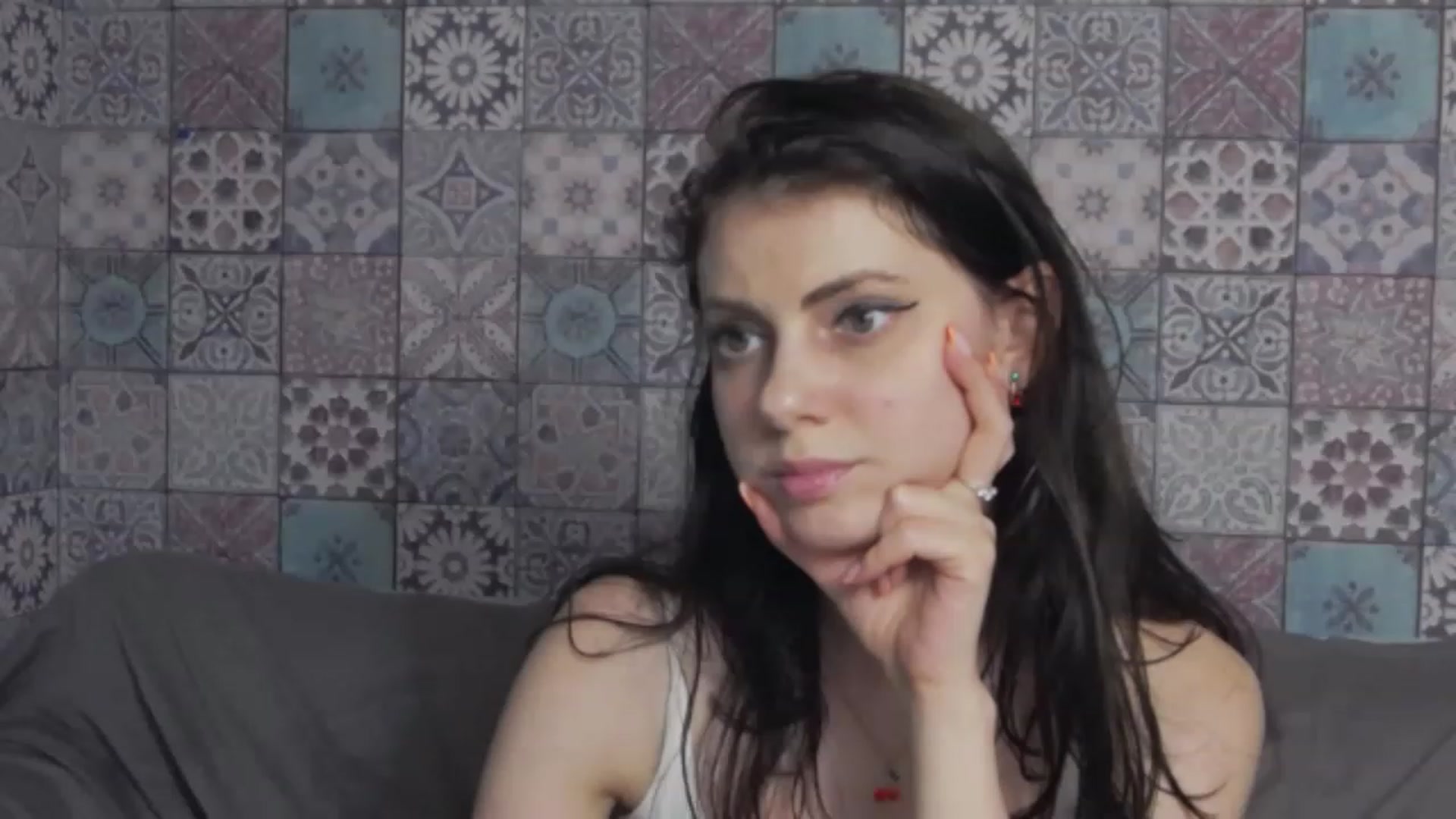 Gallery image thumbnail from MissAracely's myfreecams stream on, 06/12/2023, 02:40 image 15 of 20