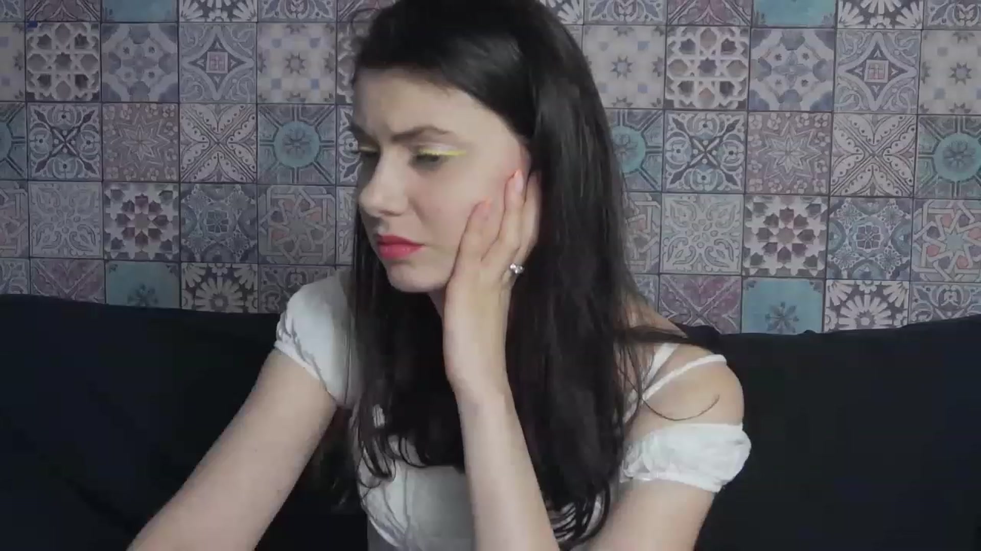 Gallery image thumbnail from MissAracely's myfreecams stream on, 06/12/2023, 22:05 image 15 of 20