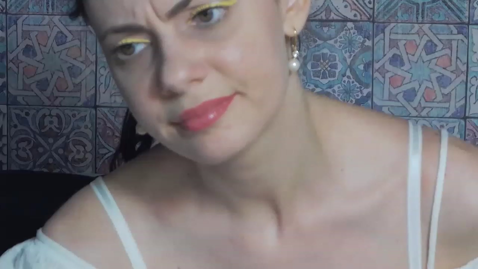 Gallery image thumbnail from MissAracely's myfreecams stream on, 06/13/2023, 24:12 image 19 of 20