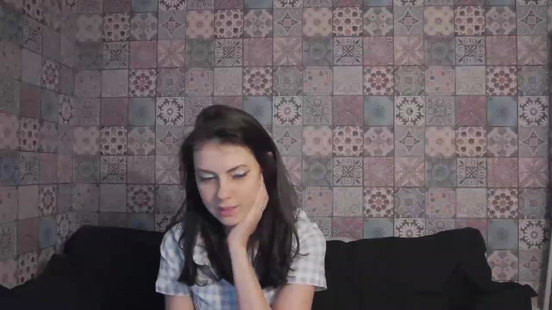 Gallery image thumbnail from MissAracely's myfreecams stream on, 06/13/2023, 21:15 image 15 of 20