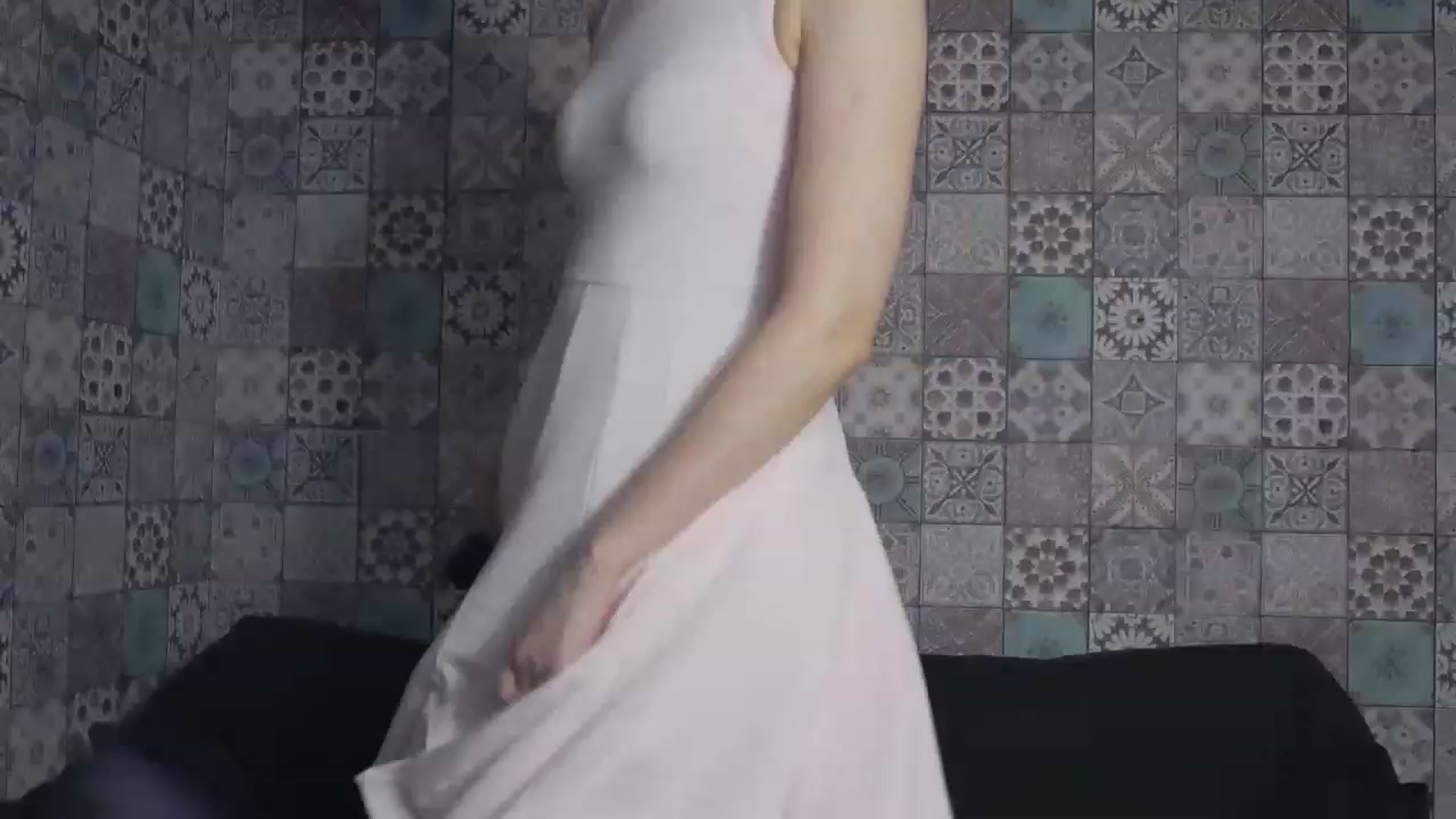 Gallery image thumbnail from MissAracely's myfreecams stream on, 06/14/2023, 20:35 image 1 of 20