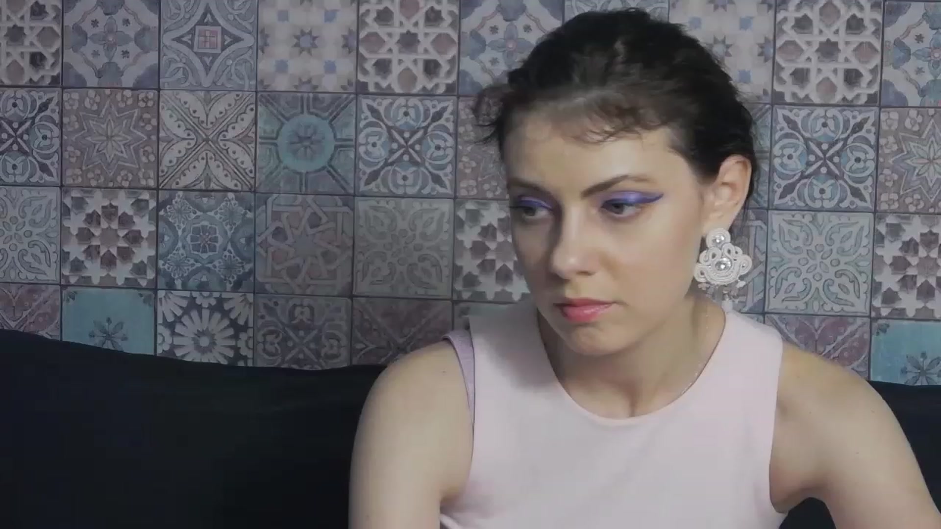 Gallery image thumbnail from MissAracely's myfreecams stream on, 06/14/2023, 20:35 image 12 of 20