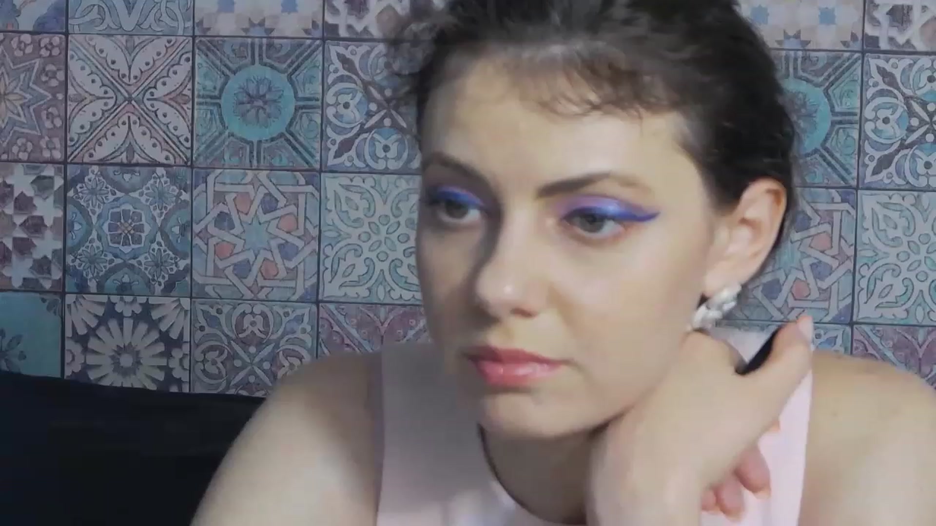 Gallery image thumbnail from MissAracely's myfreecams stream on, 06/14/2023, 20:35 image 10 of 20