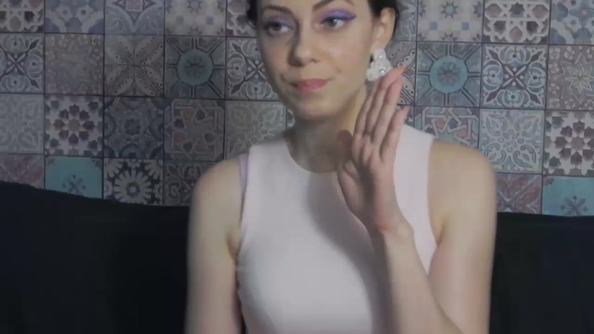 Gallery image thumbnail from MissAracely's myfreecams stream on, 06/14/2023, 20:35 image 5 of 20