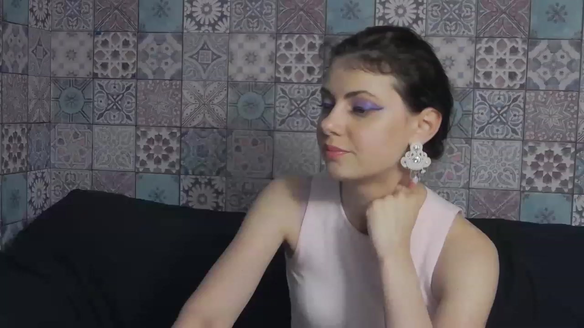 Gallery image thumbnail from MissAracely's myfreecams stream on, 06/14/2023, 20:35 image 14 of 20