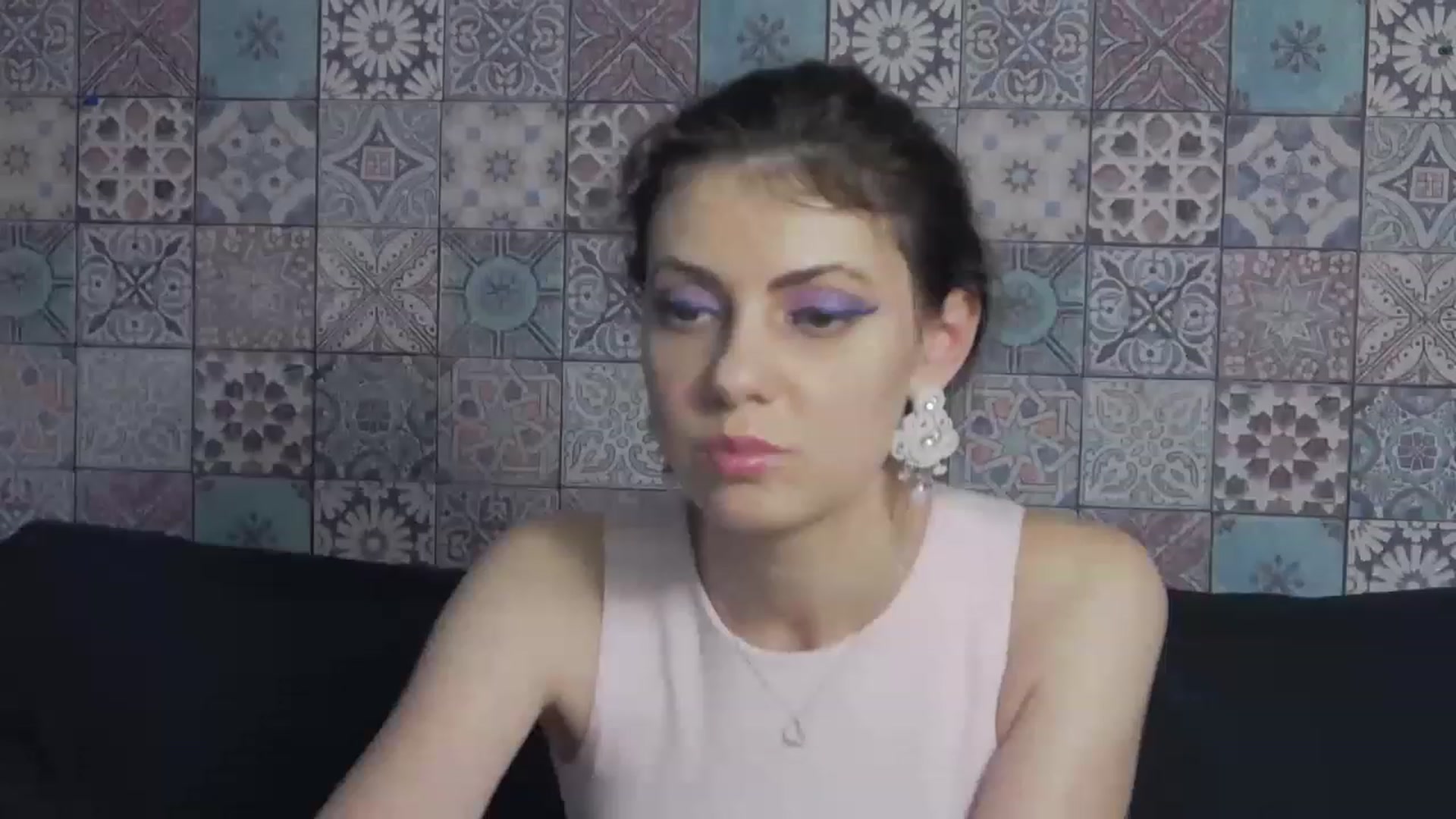 Gallery image thumbnail from MissAracely's myfreecams stream on, 06/14/2023, 21:44 image 5 of 20