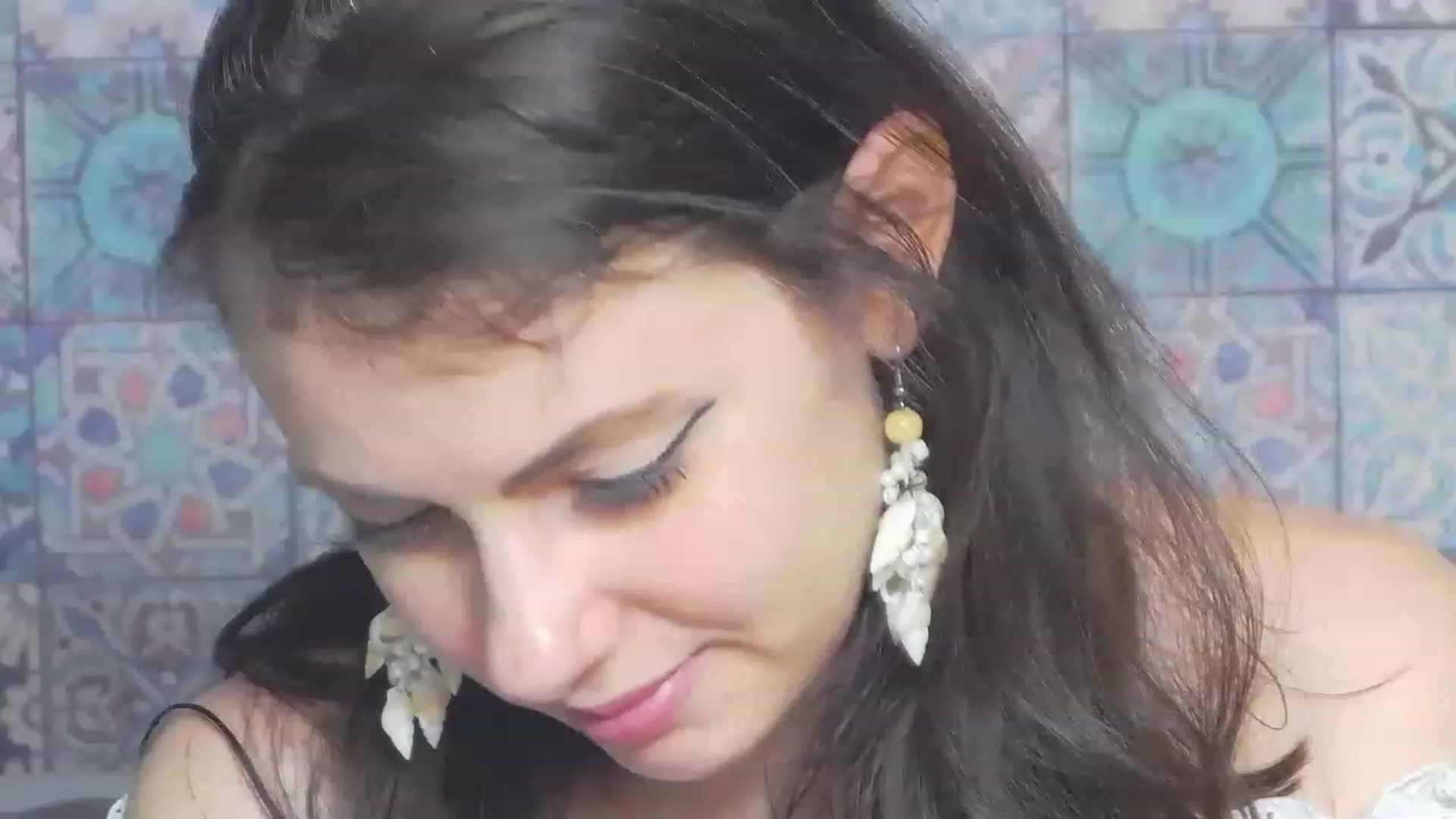 Gallery image thumbnail from MissAracely's myfreecams stream on, 06/22/2023, 19:04 image 17 of 20