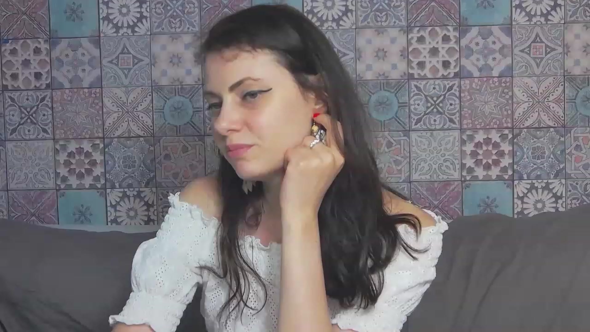 Gallery image thumbnail from MissAracely's myfreecams stream on, 06/22/2023, 19:47 image 3 of 20