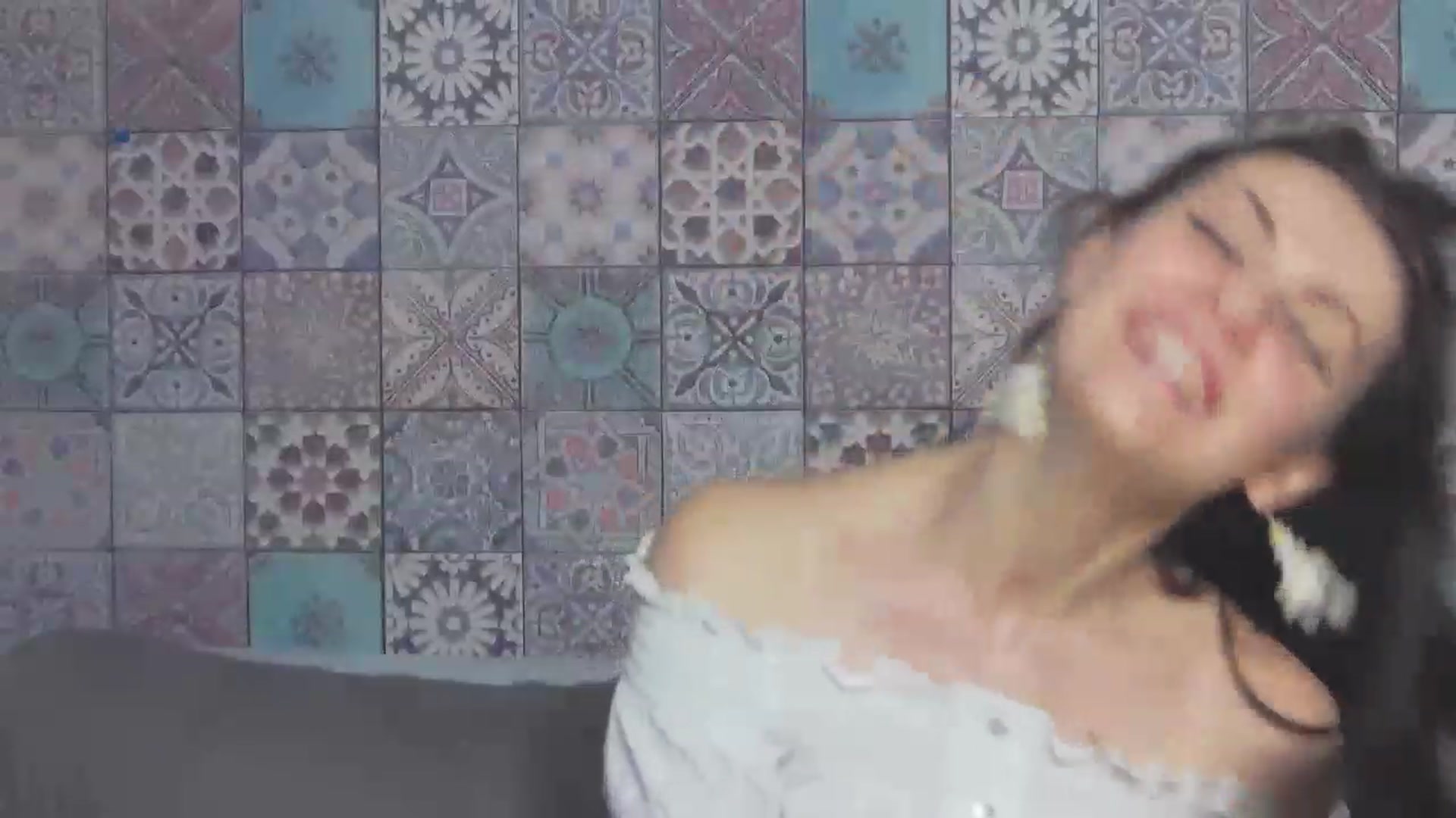 Gallery image thumbnail from MissAracely's myfreecams stream on, 06/22/2023, 19:47 image 17 of 20