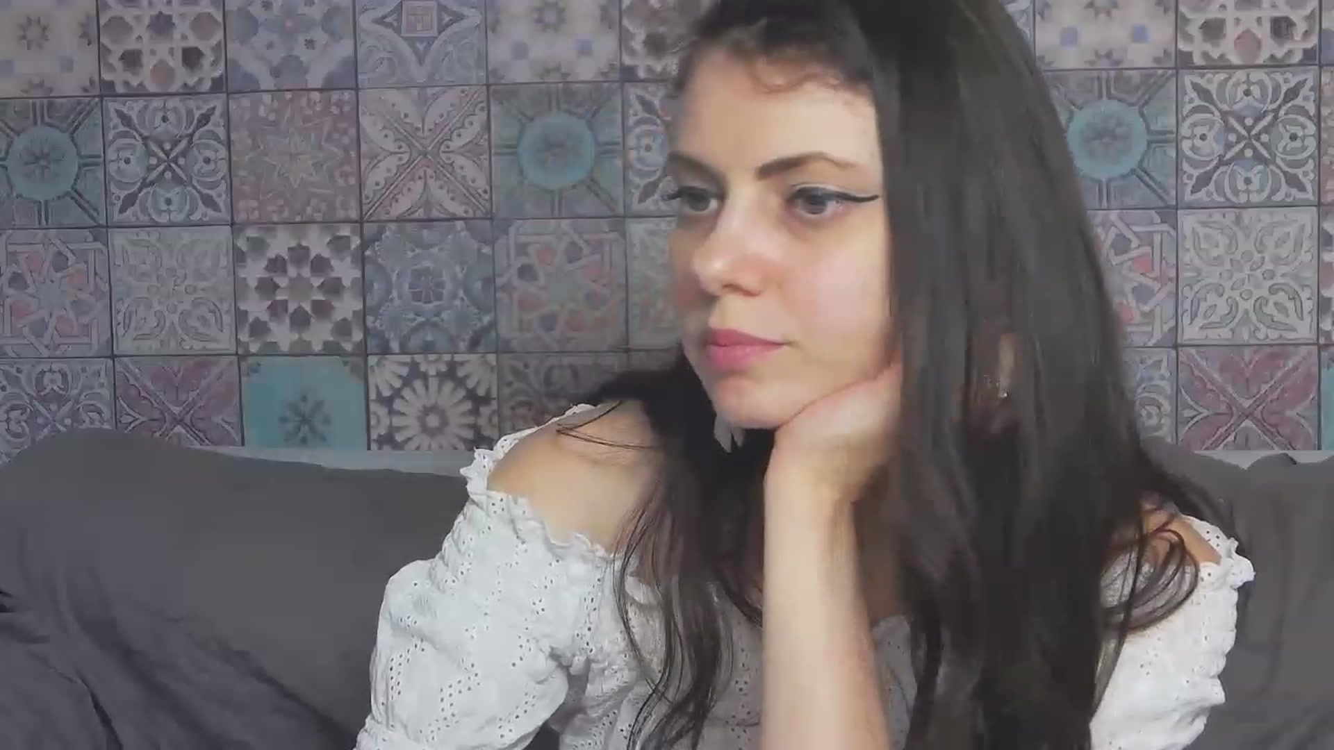 Gallery image thumbnail from MissAracely's myfreecams stream on, 06/22/2023, 19:47 image 8 of 20
