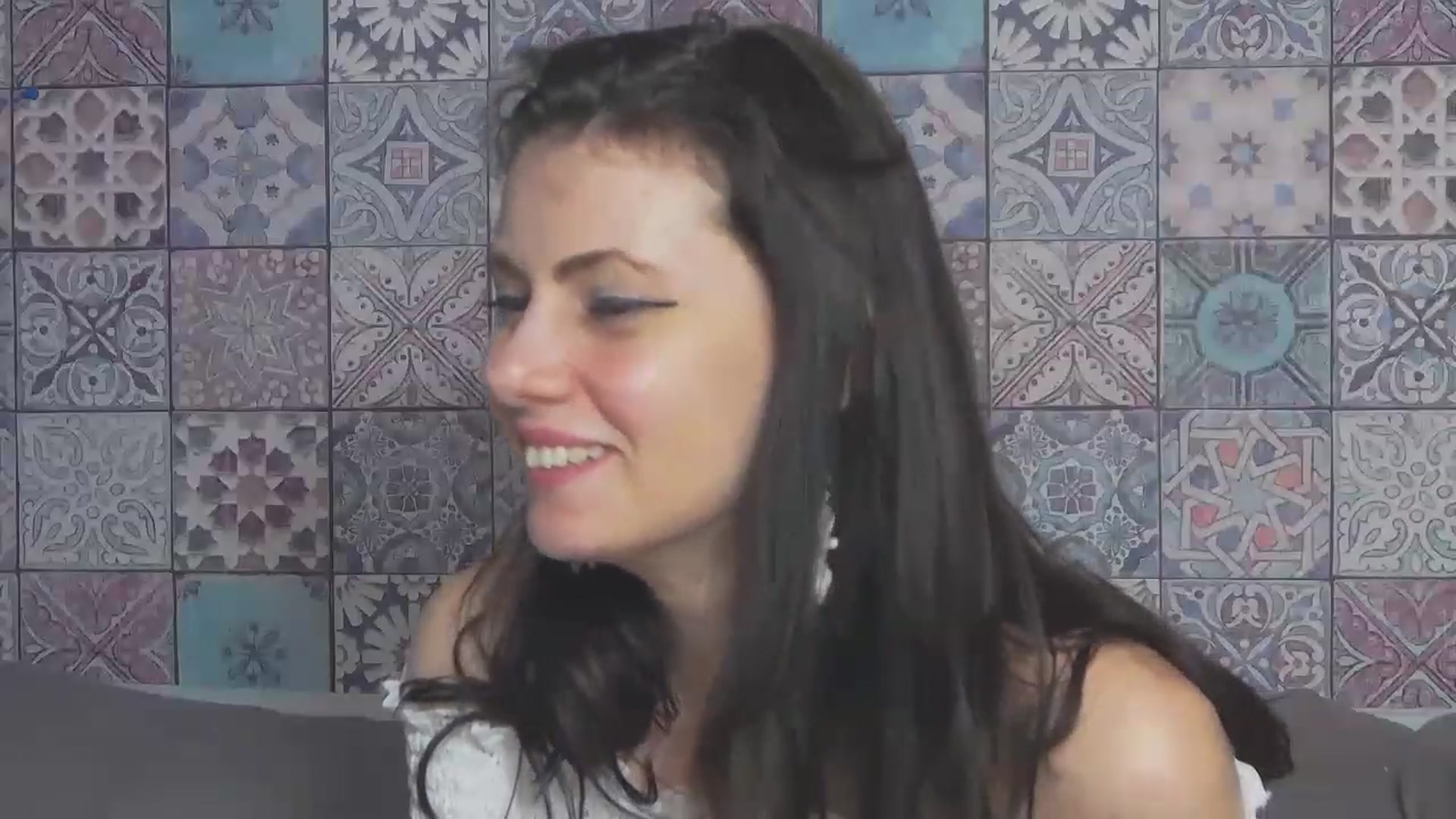 Gallery image thumbnail from MissAracely's myfreecams stream on, 06/22/2023, 19:47 image 16 of 20