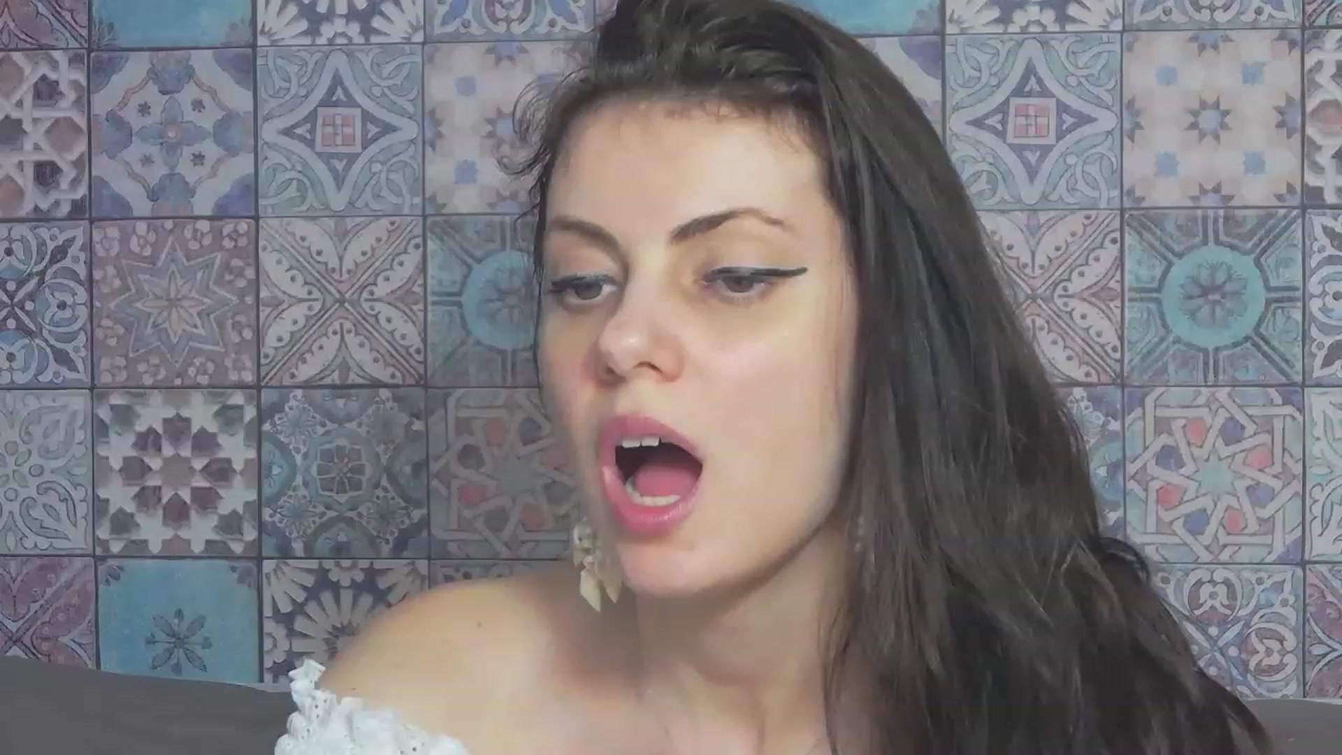Gallery image thumbnail from MissAracely's myfreecams stream on, 06/22/2023, 21:28 image 9 of 20