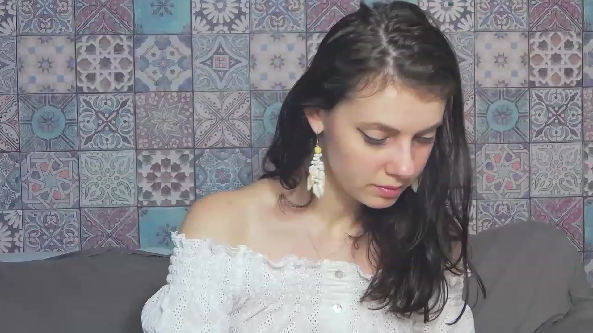 Gallery image thumbnail from MissAracely's myfreecams stream on, 06/22/2023, 22:11 image 15 of 20