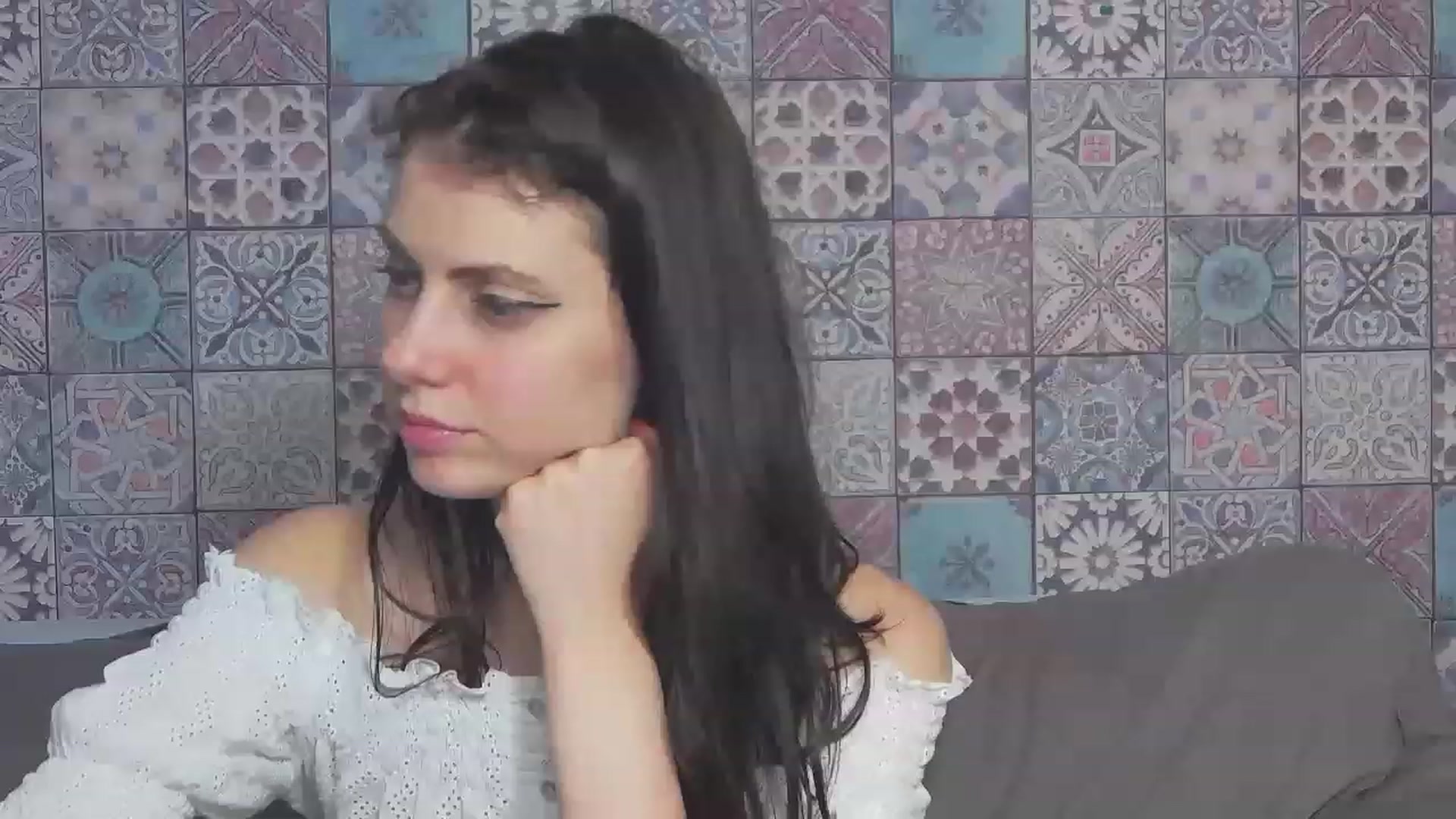 Gallery image thumbnail from MissAracely's myfreecams stream on, 06/22/2023, 22:11 image 17 of 20