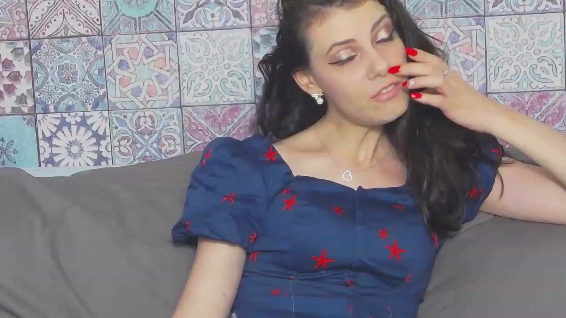Gallery image thumbnail from MissAracely's myfreecams stream on, 06/28/2023, 18:22 image 13 of 20