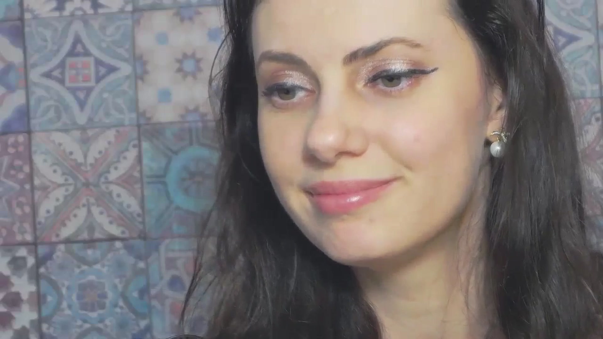 Gallery image thumbnail from MissAracely's myfreecams stream on, 06/28/2023, 20:46 image 17 of 20