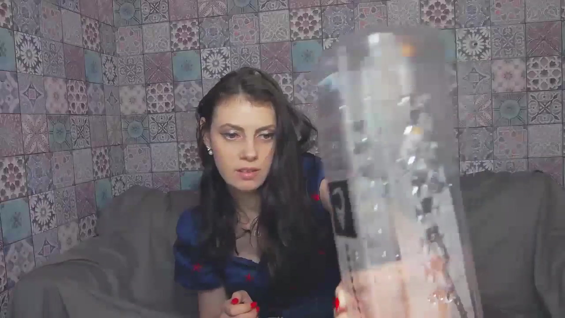 Gallery image thumbnail from MissAracely's myfreecams stream on, 06/28/2023, 20:46 image 7 of 20