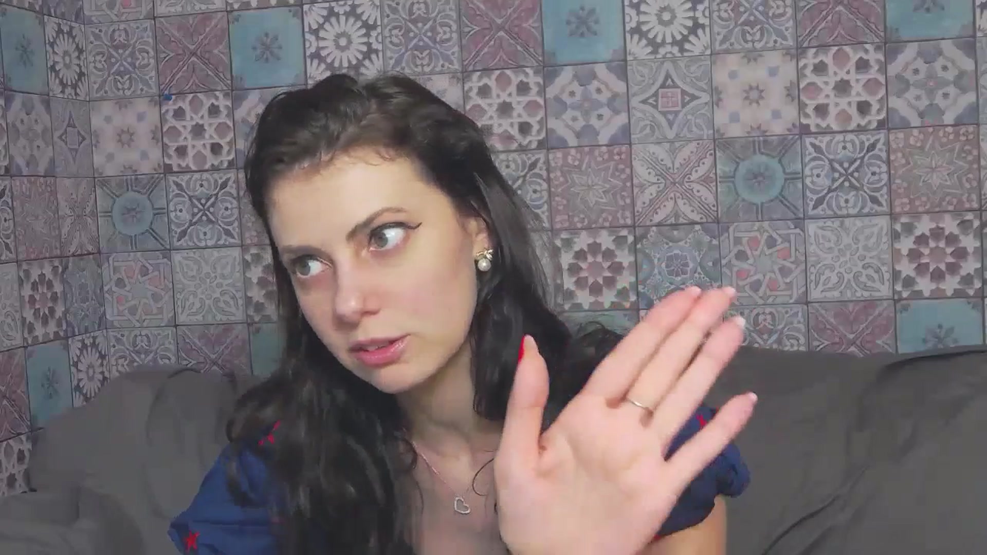 Gallery image thumbnail from MissAracely's myfreecams stream on, 06/28/2023, 22:16 image 7 of 20
