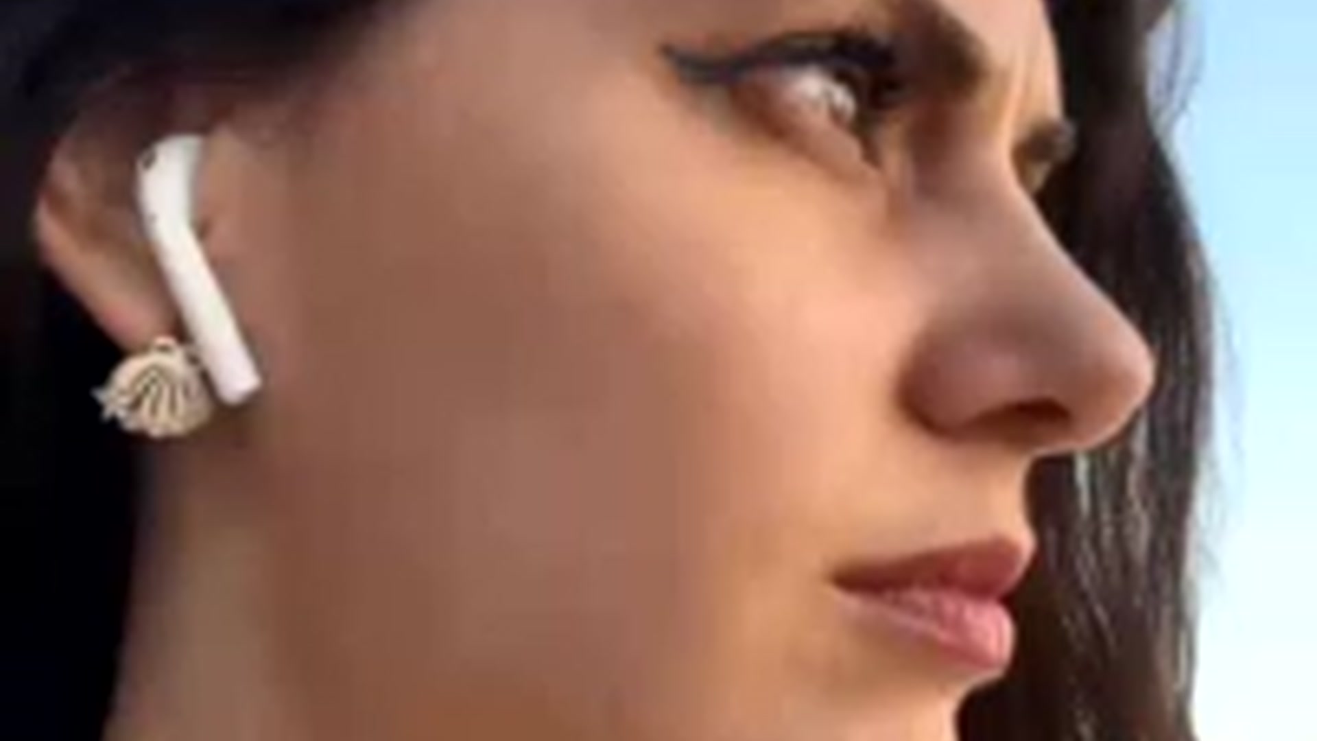 Gallery image thumbnail from MissAracely's myfreecams stream on, 07/02/2023, 18:11 image 7 of 20