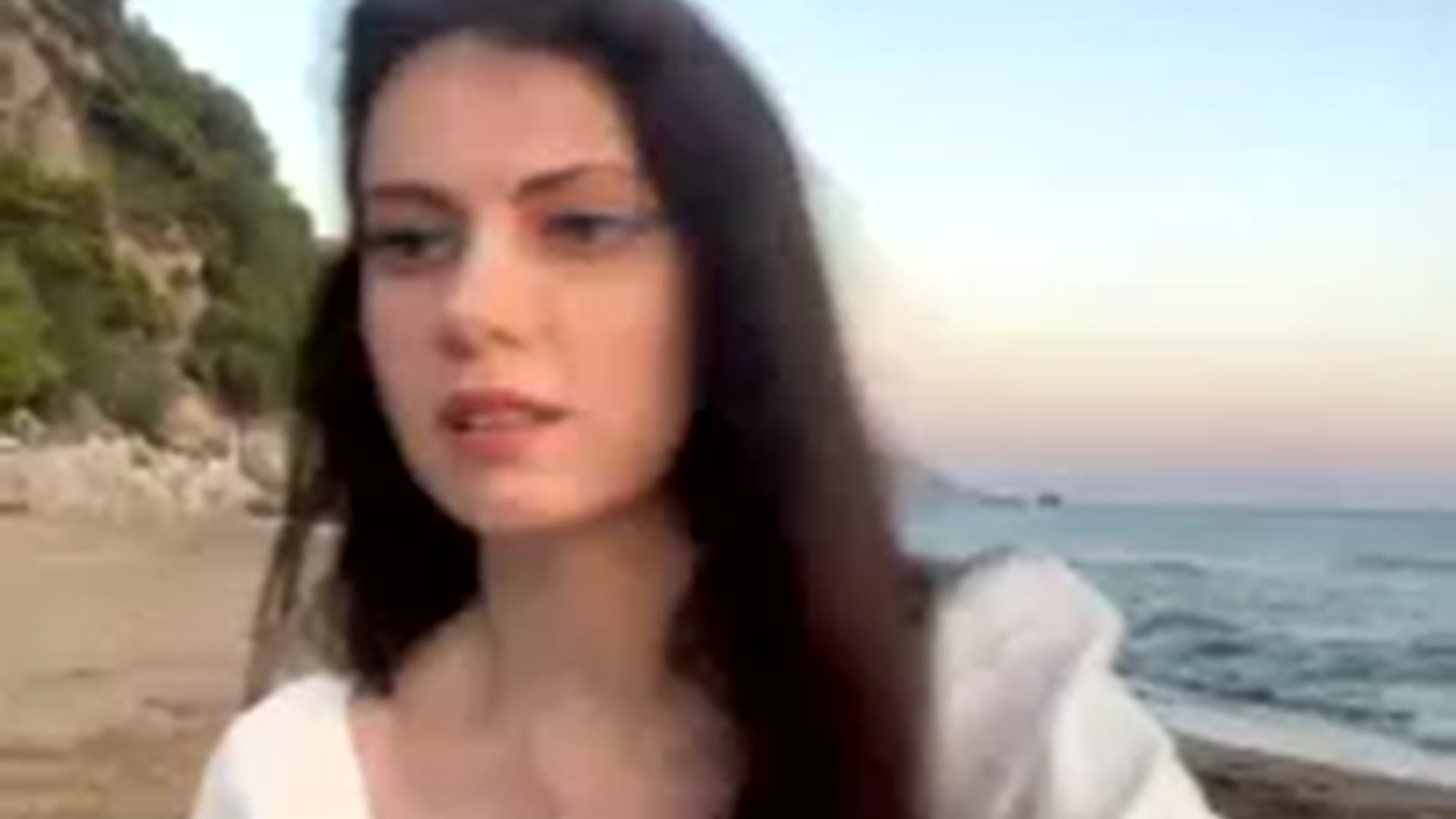 Gallery image thumbnail from MissAracely's myfreecams stream on, 07/02/2023, 18:11 image 9 of 20