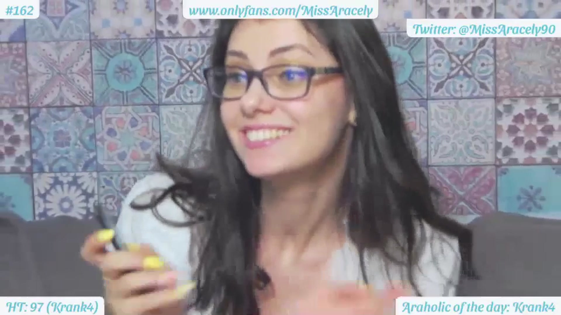 Gallery image thumbnail from MissAracely's myfreecams stream on, 07/08/2023, 23:06 image 11 of 20