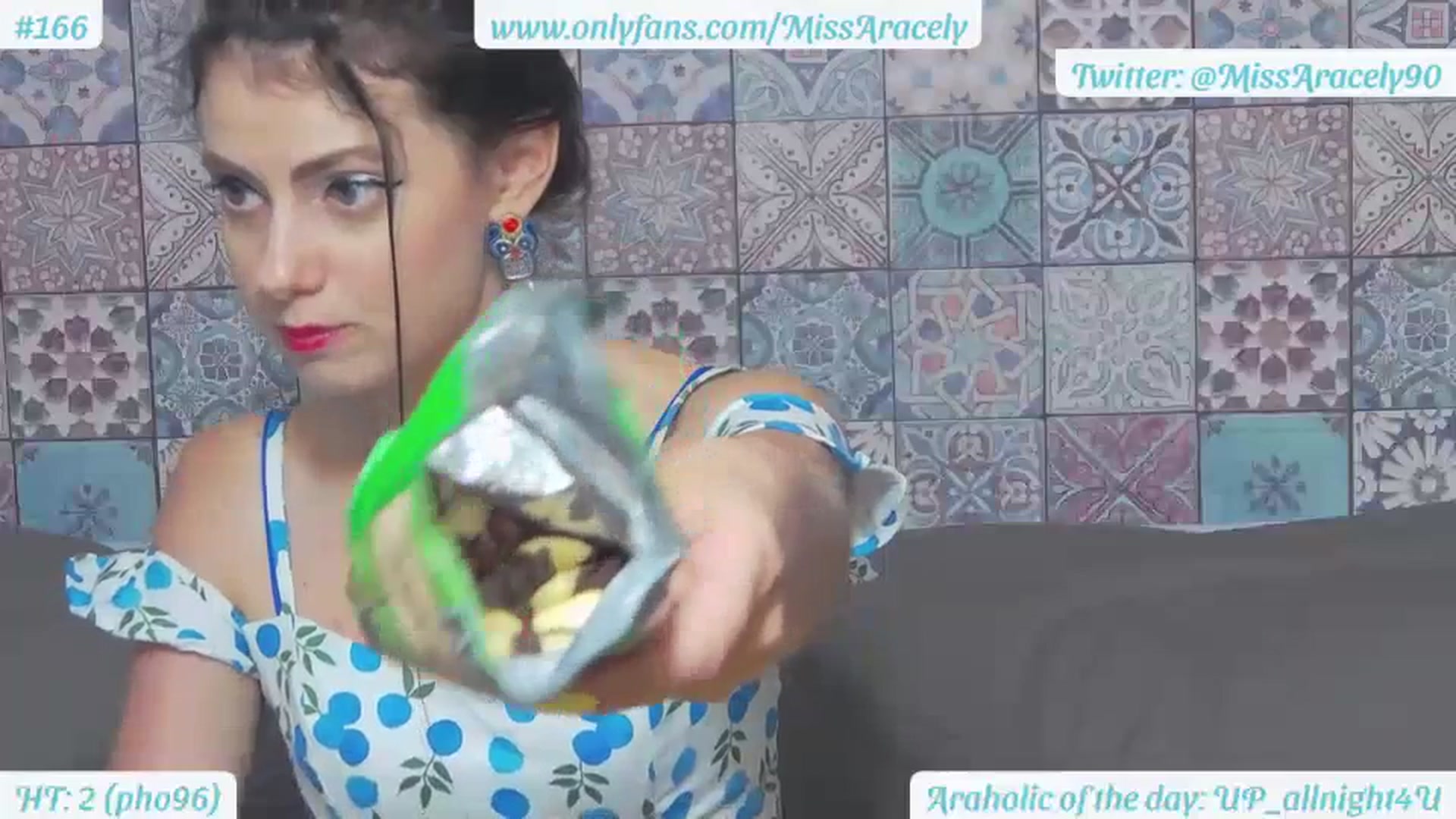 Gallery image thumbnail from MissAracely's myfreecams stream on, 07/09/2023, 22:16 image 8 of 20